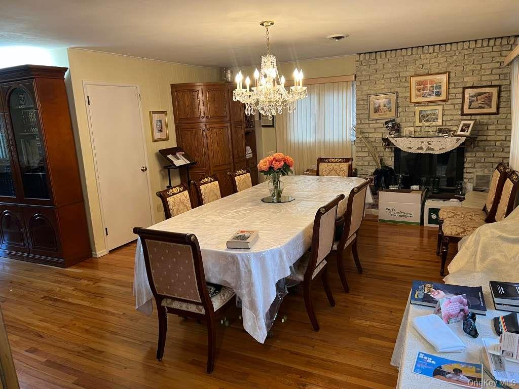 24 Waverly Place, Monsey, NY 10952