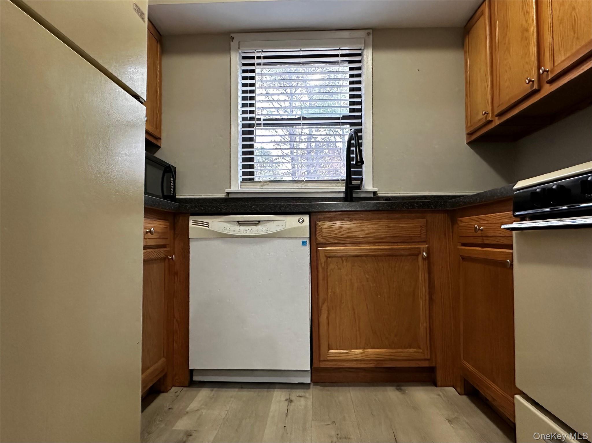 143 Bailey Court # 143, Middle Island, NY 11953