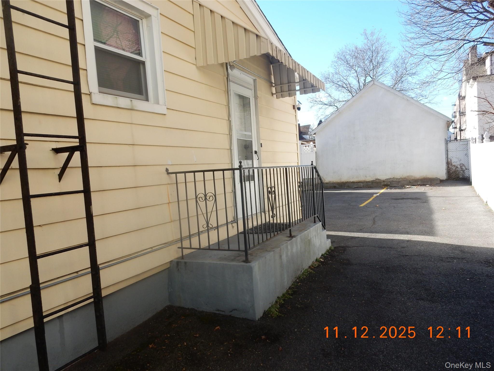 312 S 2nd Avenue, Mount Vernon, NY 10550
