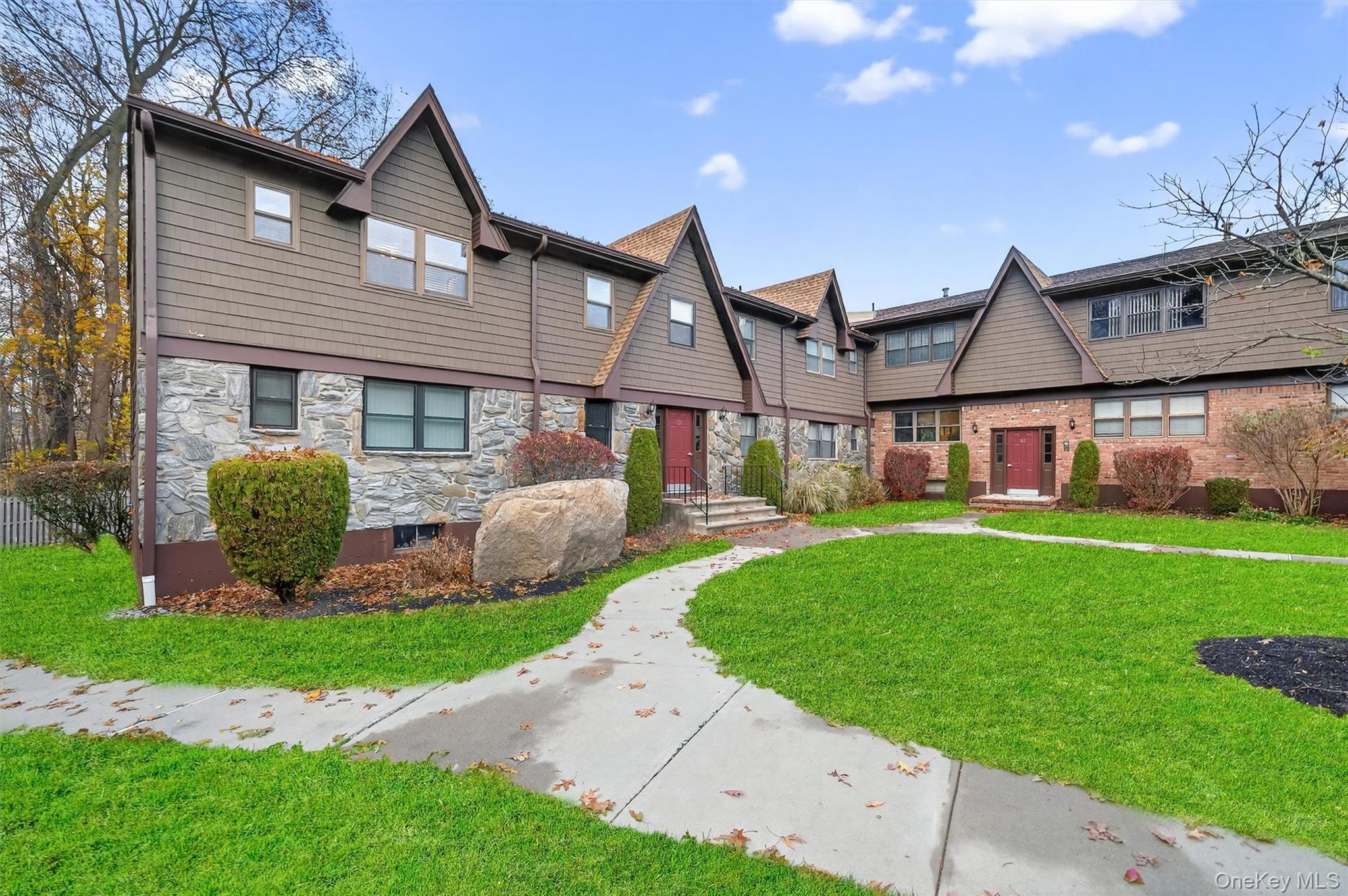 52 Milford Lane # 3C, Suffern, NY 10901