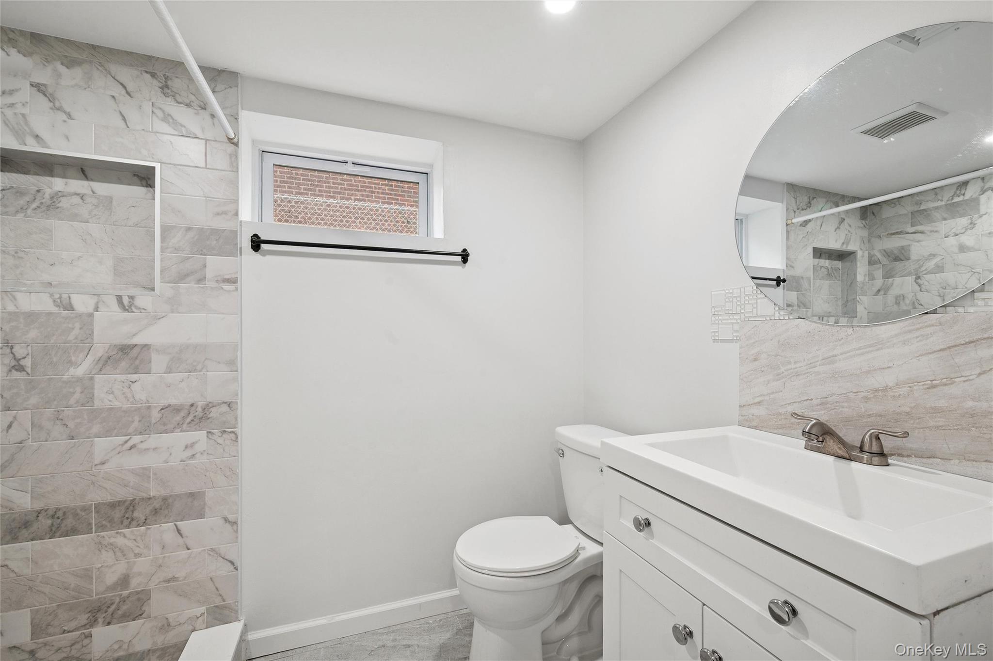 109 Caroline Avenue, Franklin Square, NY 11010