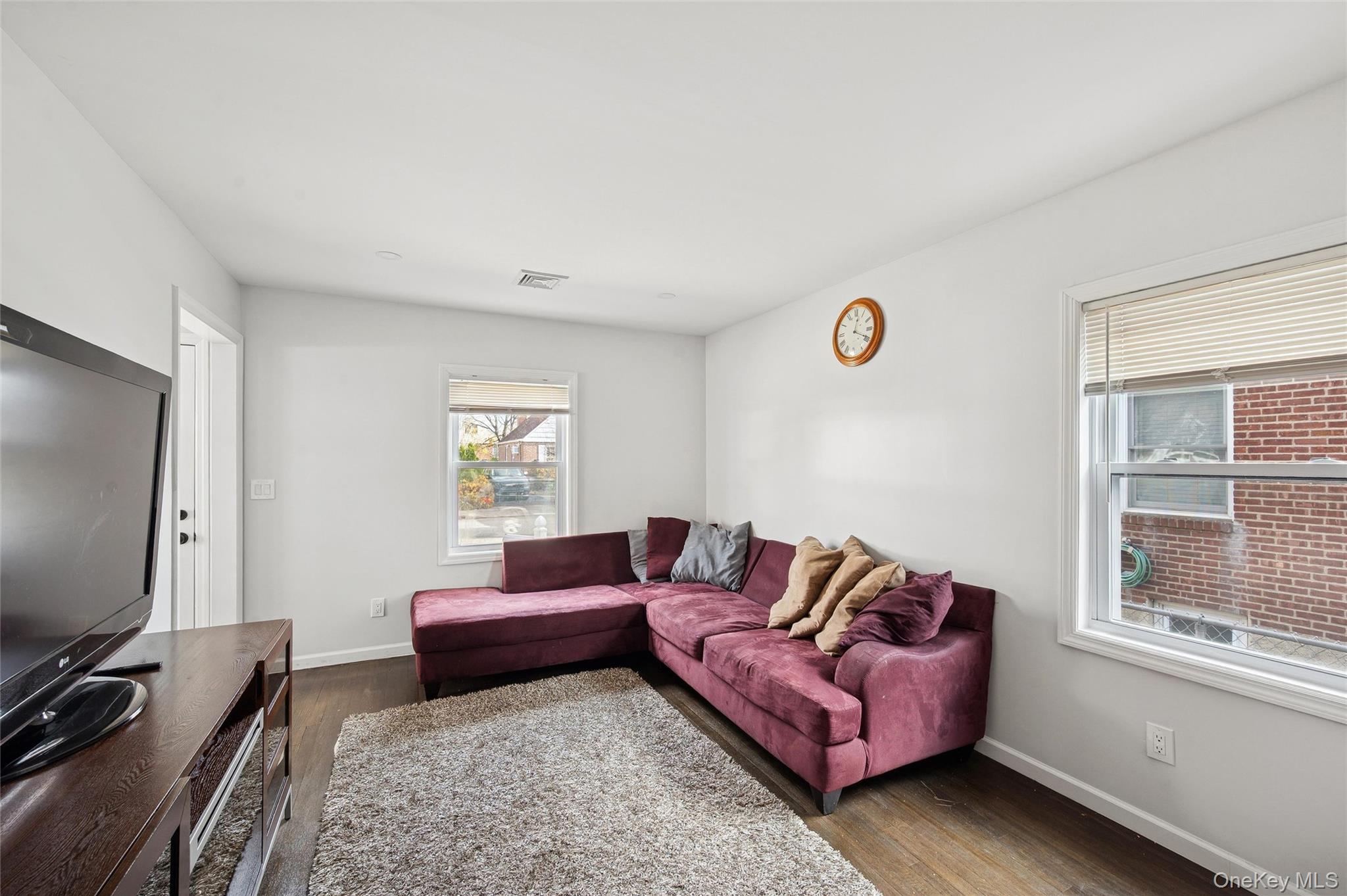 109 Caroline Avenue, Franklin Square, NY 11010