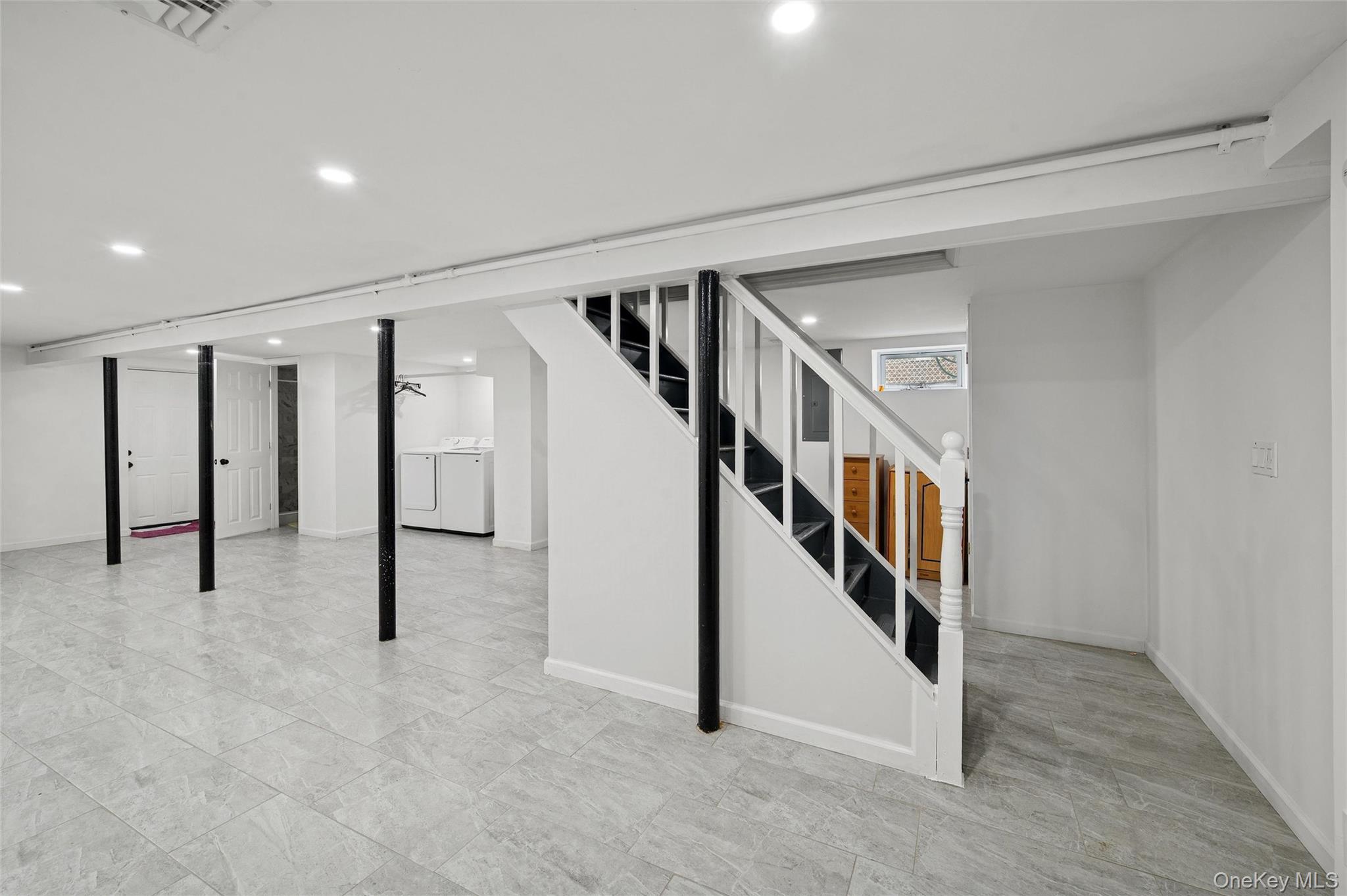 109 Caroline Avenue, Franklin Square, NY 11010