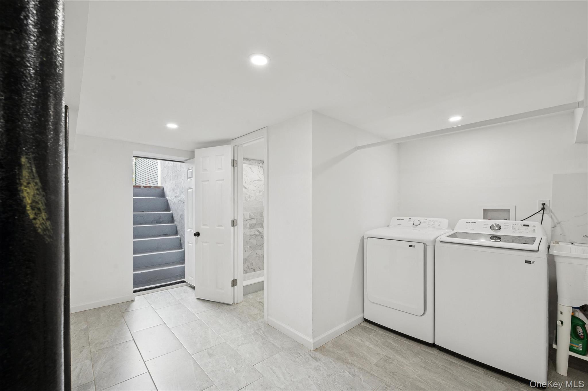 109 Caroline Avenue, Franklin Square, NY 11010