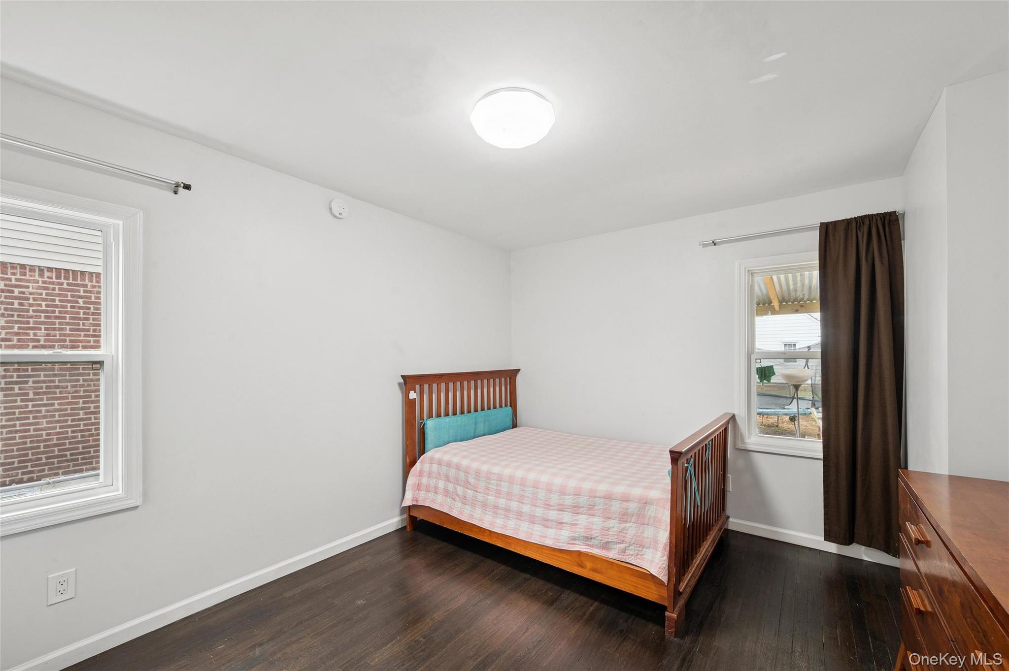 109 Caroline Avenue, Franklin Square, NY 11010