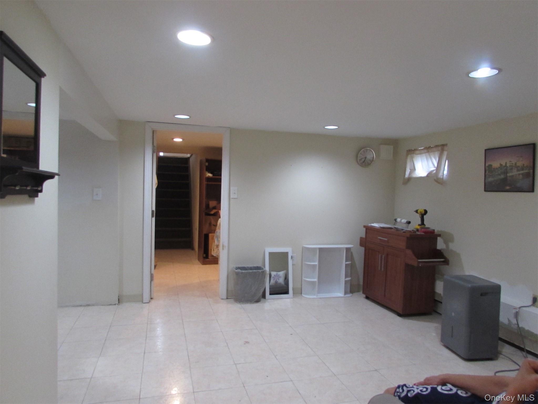 828 Windmill Avenue, West Babylon, NY 11704