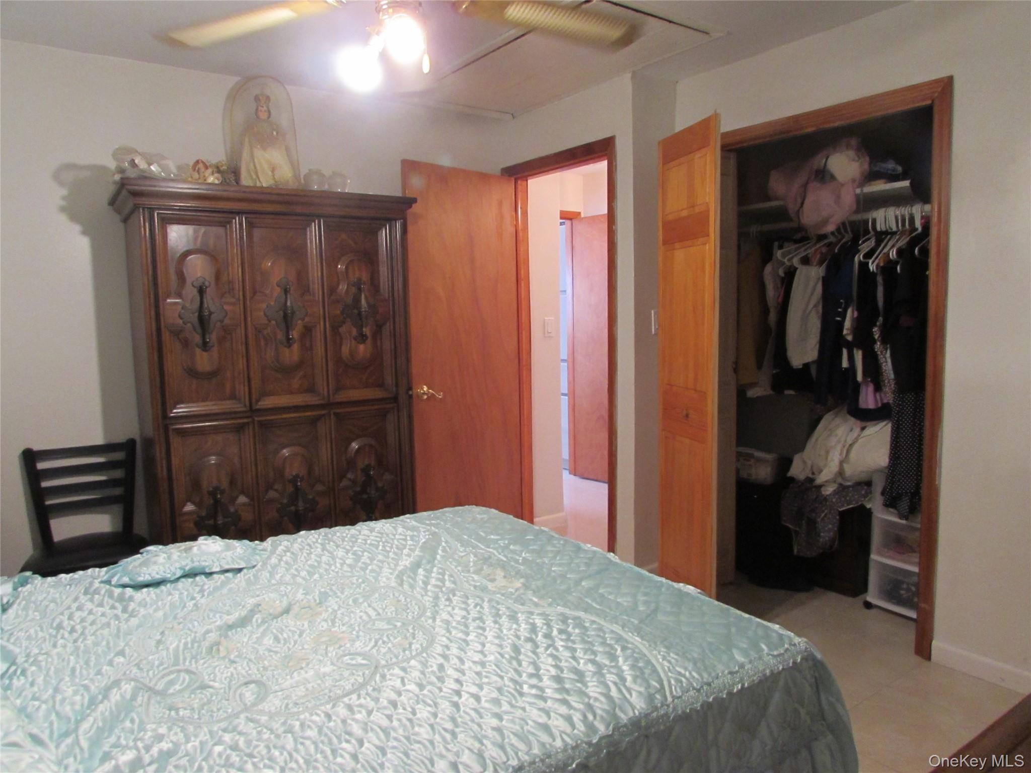 828 Windmill Avenue, West Babylon, NY 11704