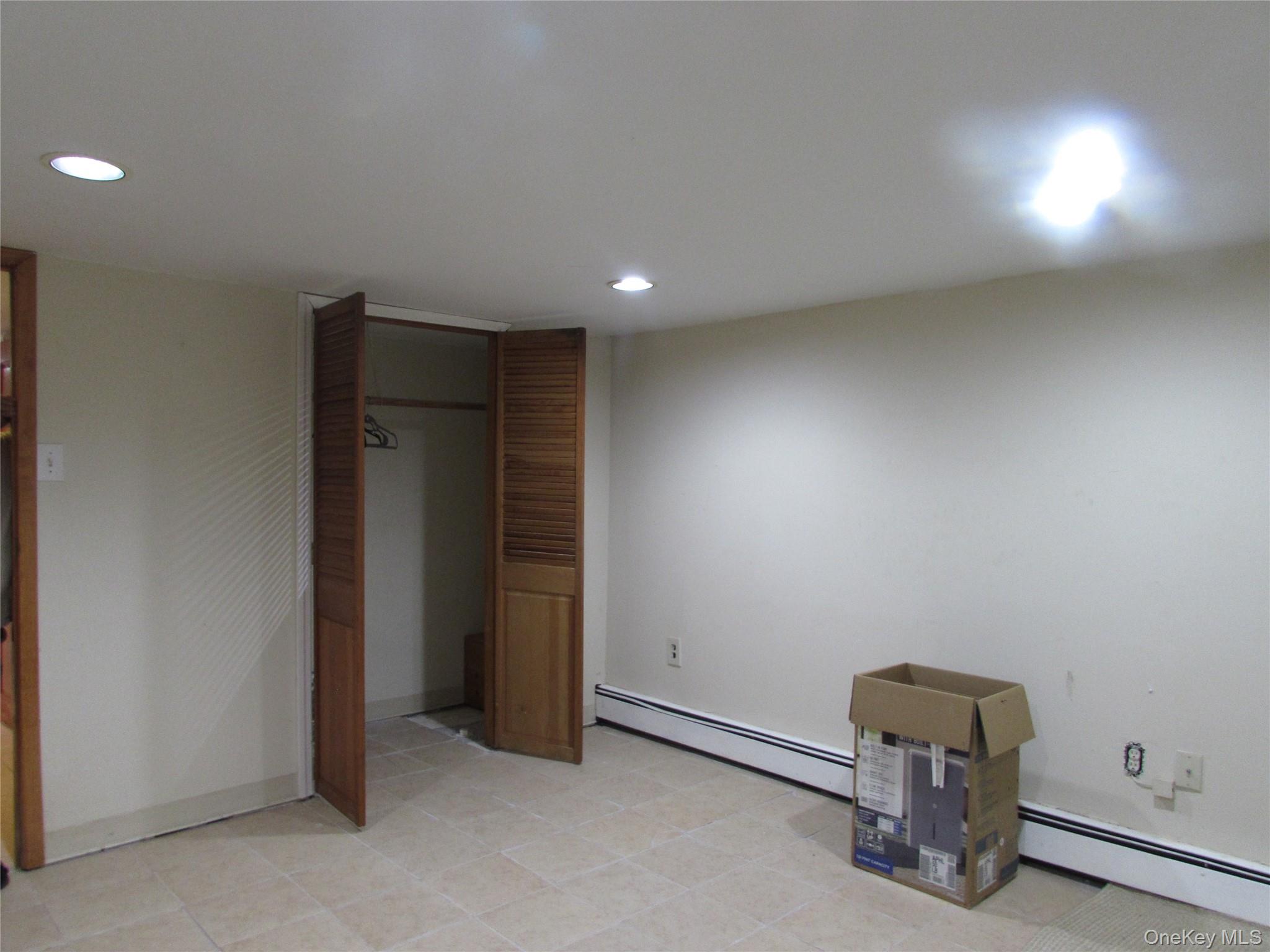 828 Windmill Avenue, West Babylon, NY 11704