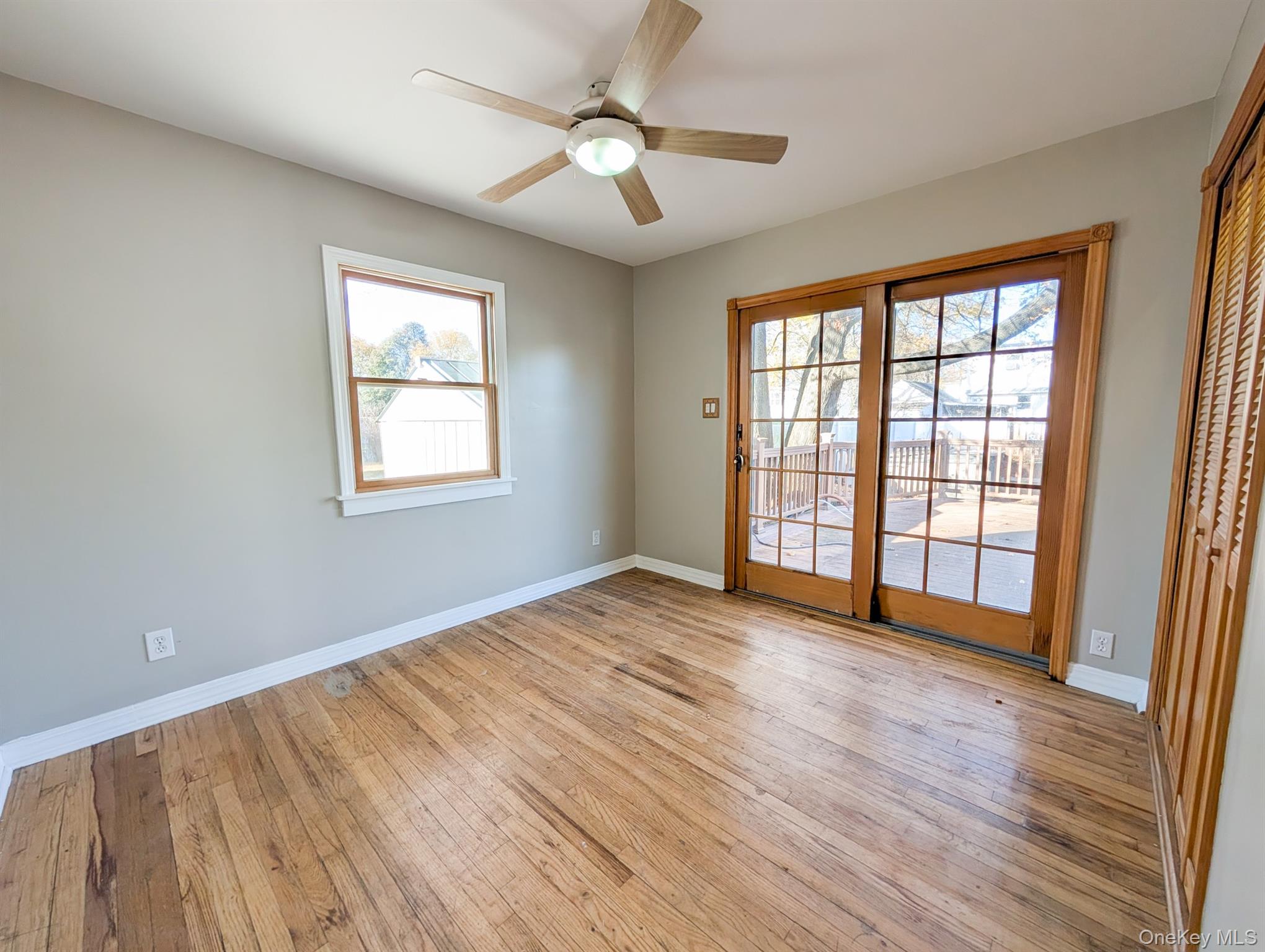 1221 Jackson Avenue, Lindenhurst, NY 11757