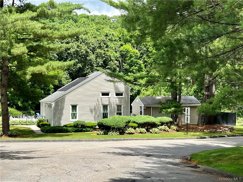 1604 Holly Stream Court # 1604, Brewster, NY 10509