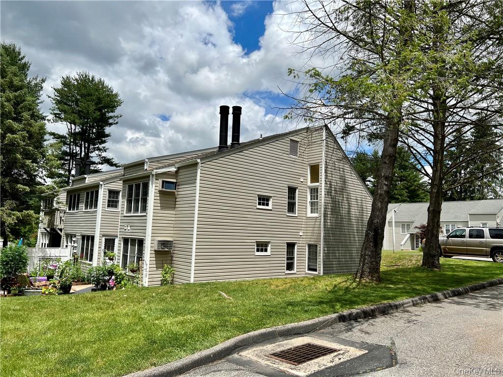 1604 Holly Stream Court # 1604, Brewster, NY 10509