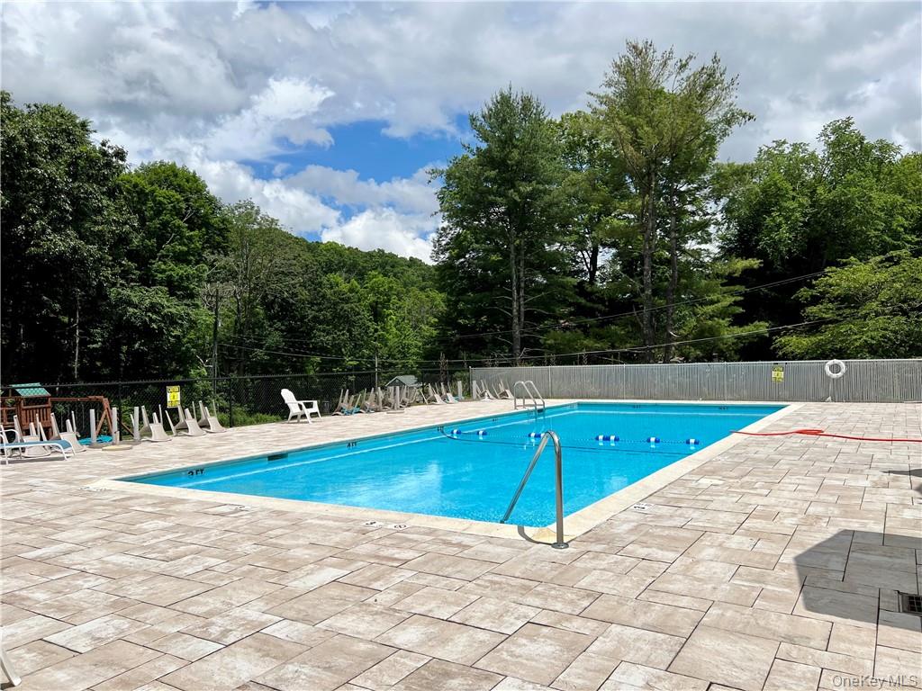 1604 Holly Stream Court # 1604, Brewster, NY 10509