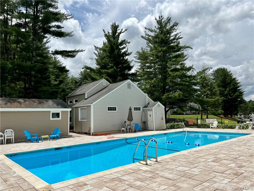 1604 Holly Stream Court # 1604, Brewster, NY 10509