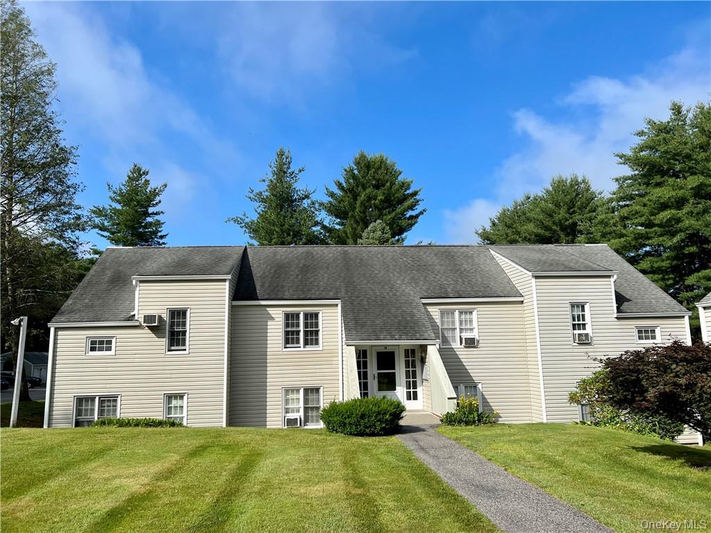 1604 Holly Stream Court # 1604, Brewster, NY 10509