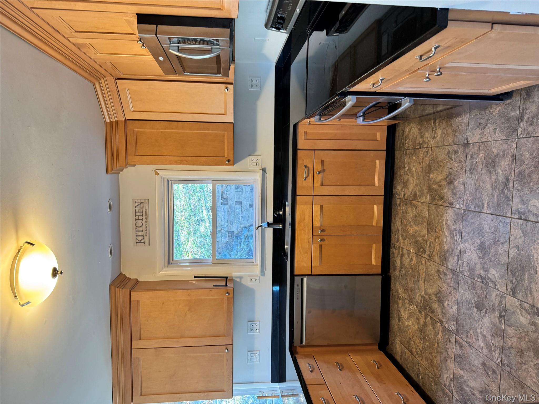 4 Wonderland Drive, Hopewell Junction, NY 12533