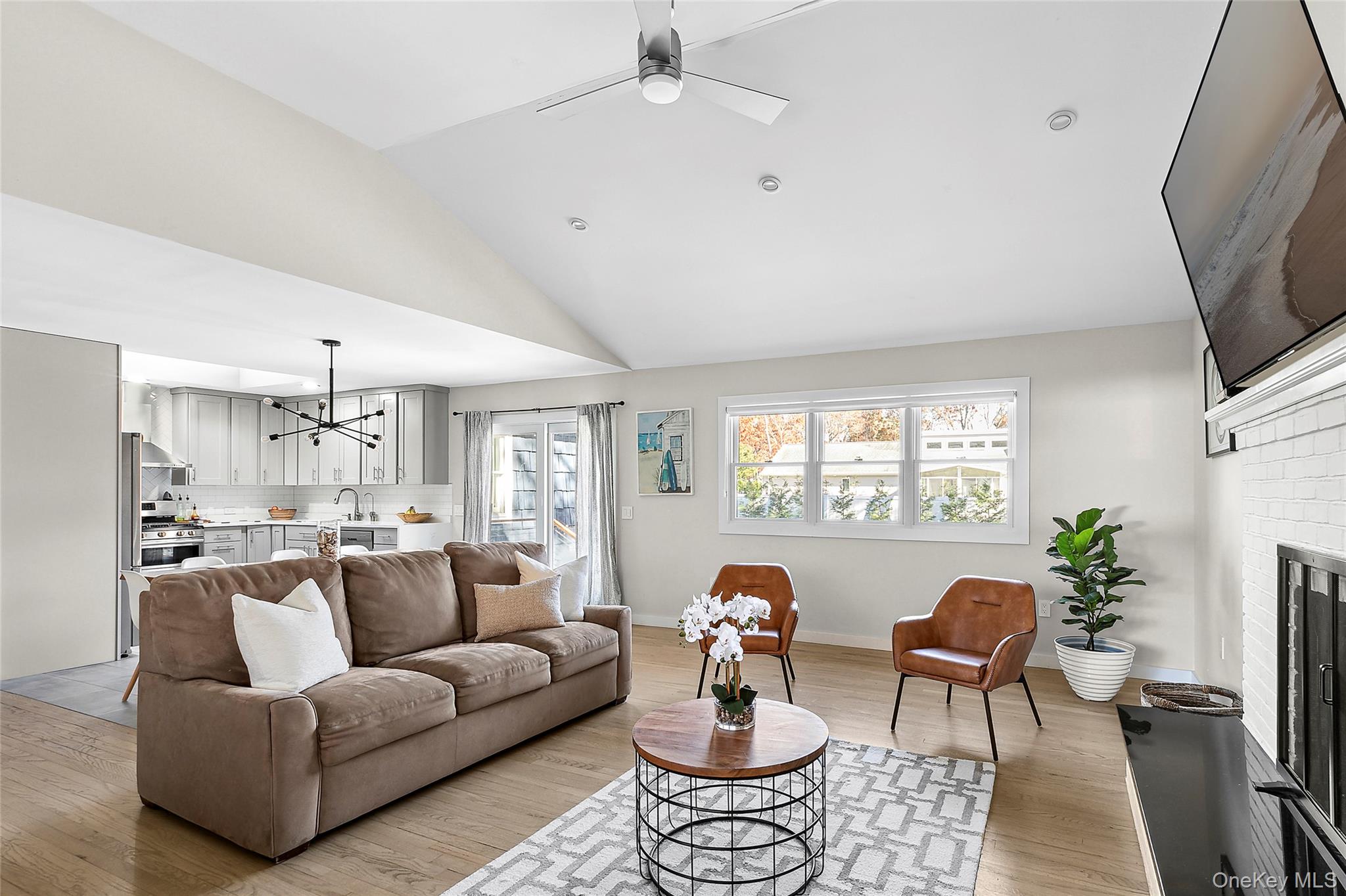 43 Homewood Drive, Hampton Bays, NY 11946