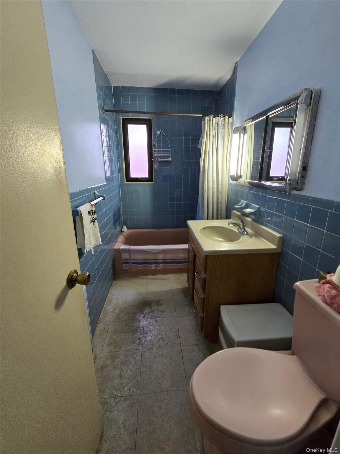 15520 Killarney Street, Howard Beach, NY 11414