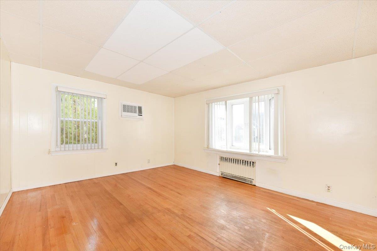 1022 Jackson Avenue, Franklin Square, NY 11010