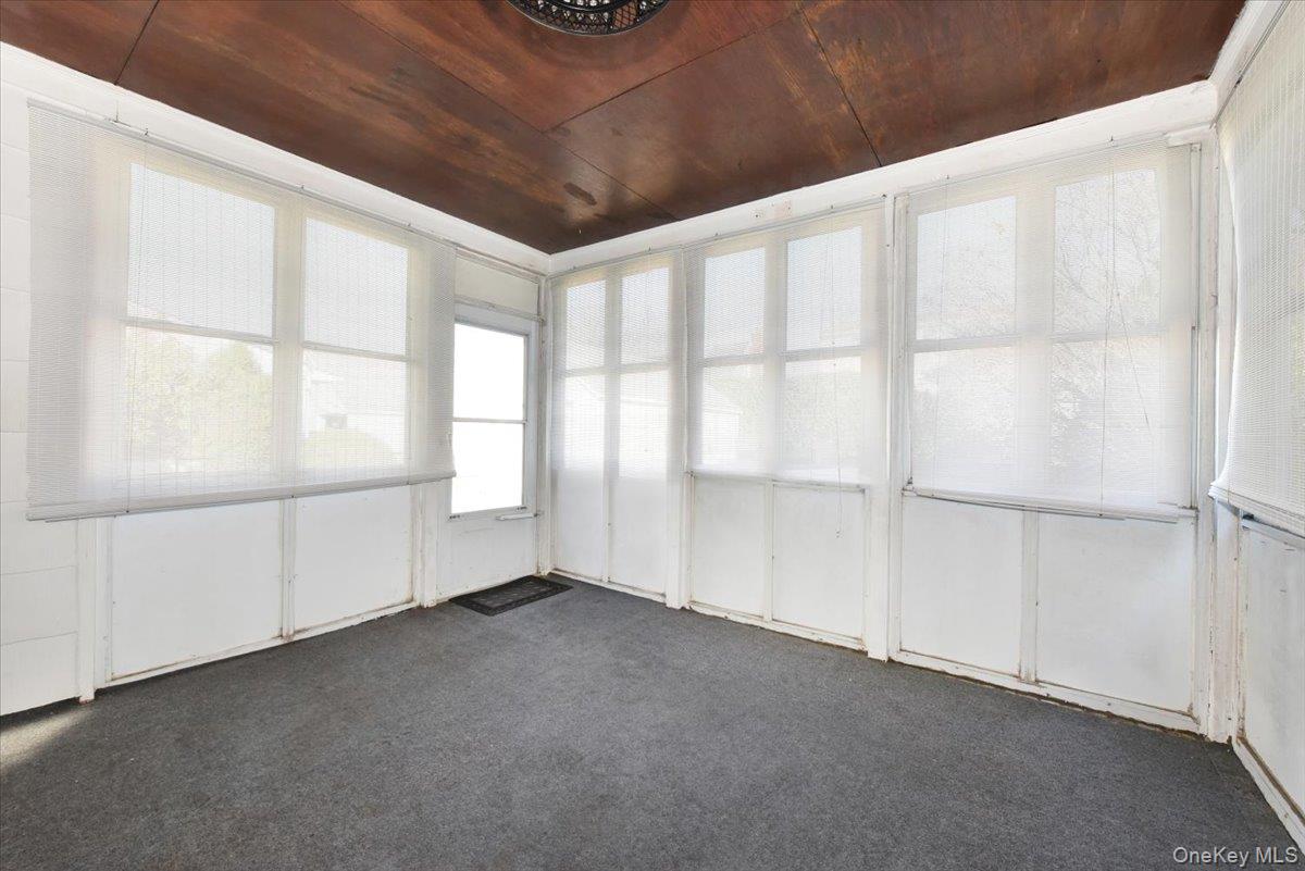 1022 Jackson Avenue, Franklin Square, NY 11010