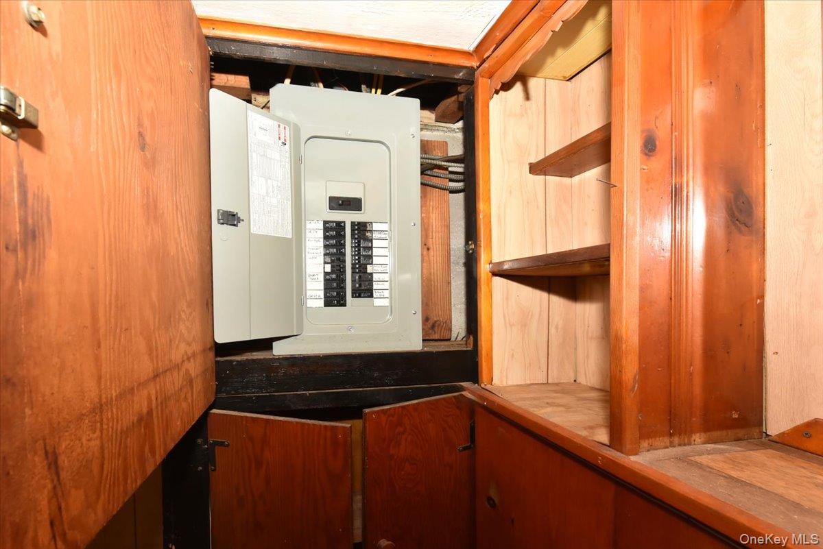 1022 Jackson Avenue, Franklin Square, NY 11010