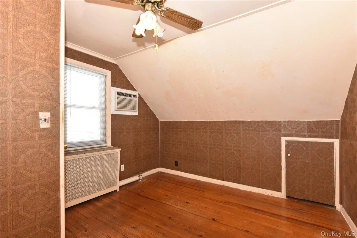 1022 Jackson Avenue, Franklin Square, NY 11010