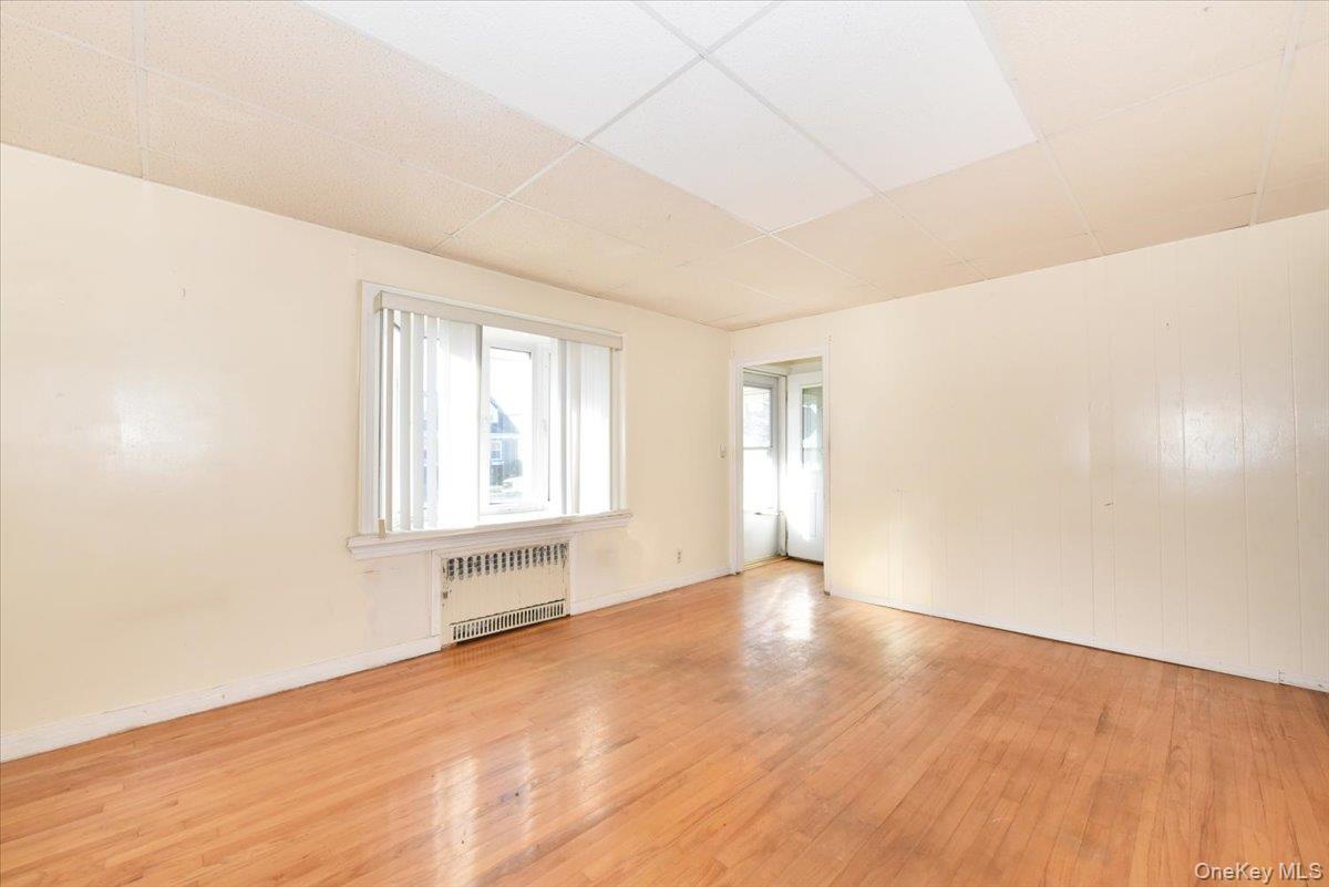 1022 Jackson Avenue, Franklin Square, NY 11010