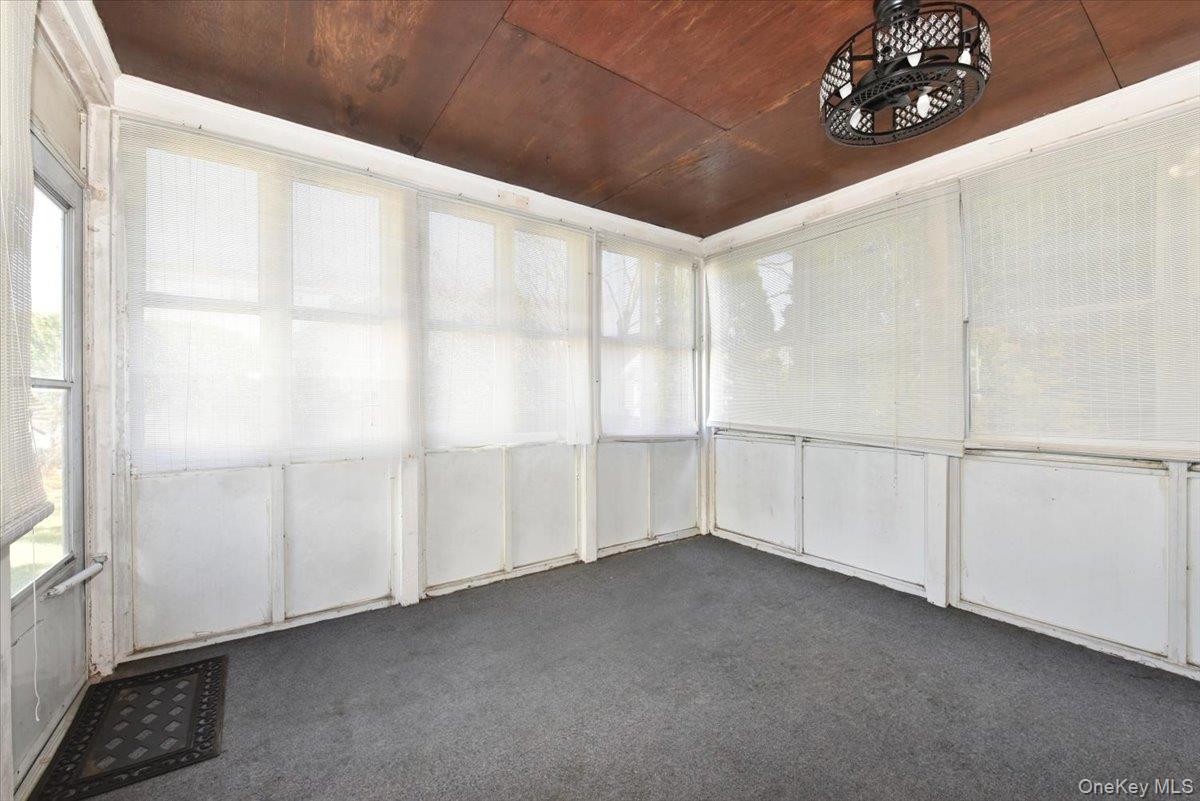 1022 Jackson Avenue, Franklin Square, NY 11010