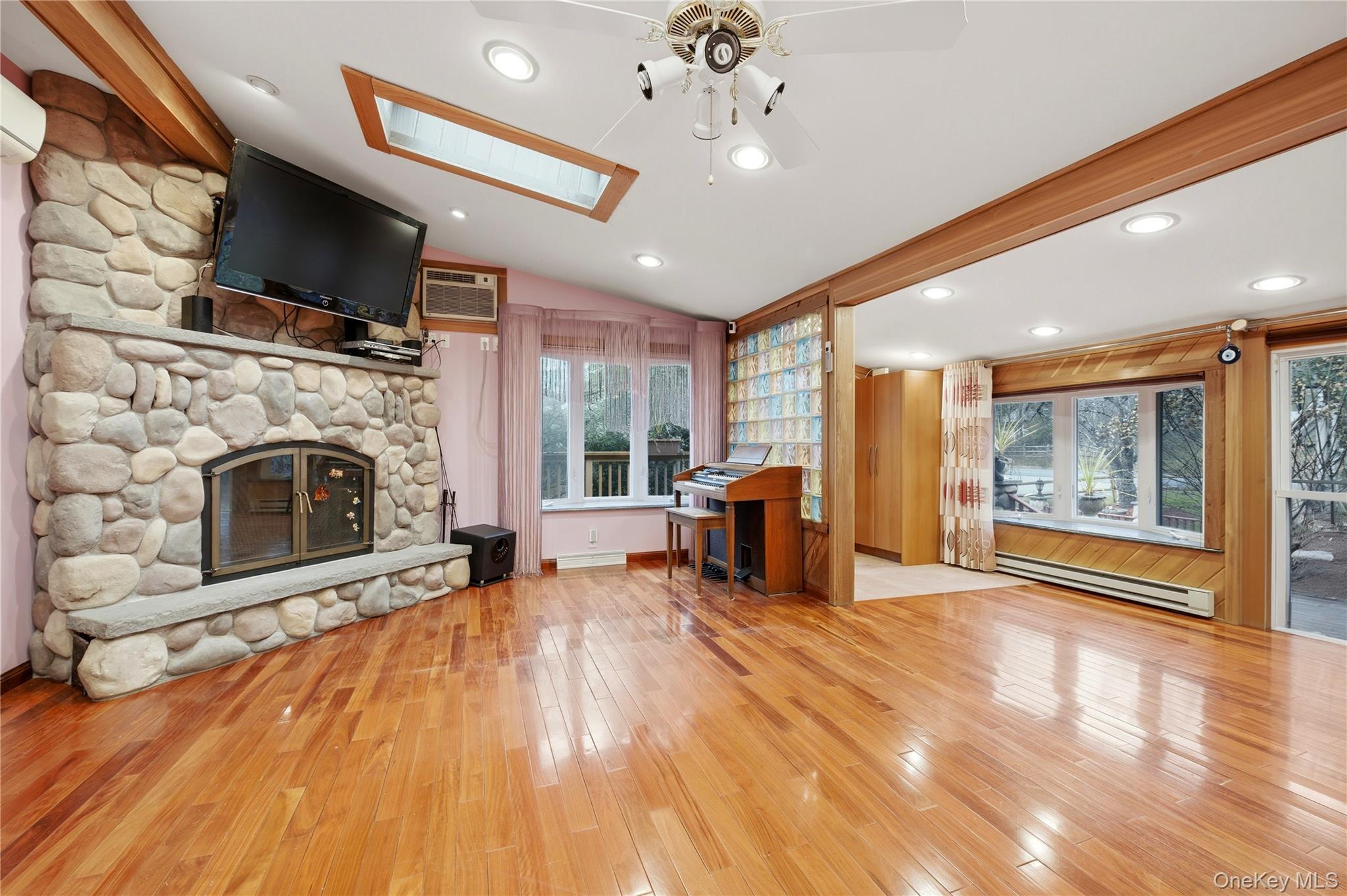 12 Donenfeld Drive, Kauneonga Lake, NY 12720