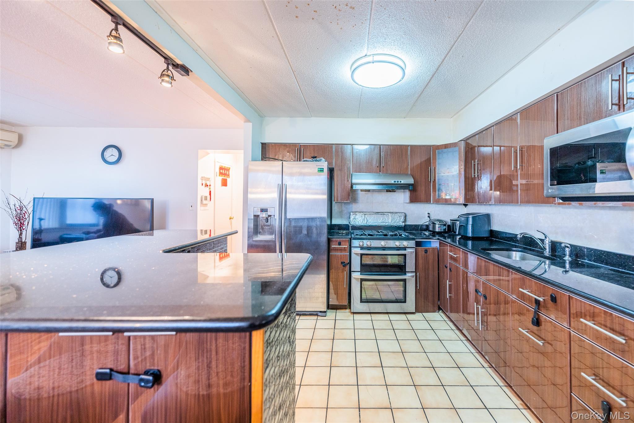 136-24 Maple Ave Avenue # 6F, Flushing, NY 11355