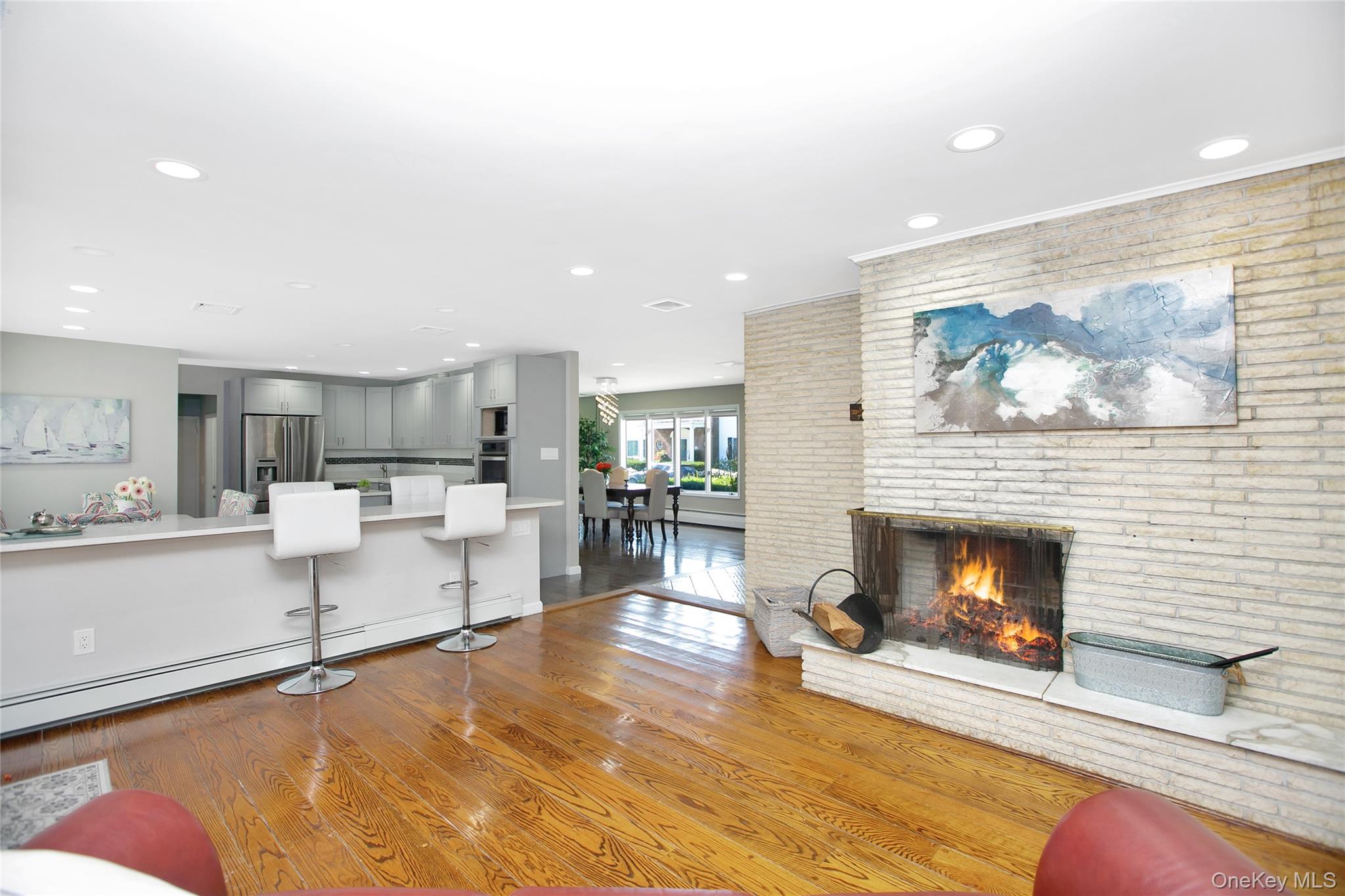 5 Kensington Street, Lido Beach, NY 11561