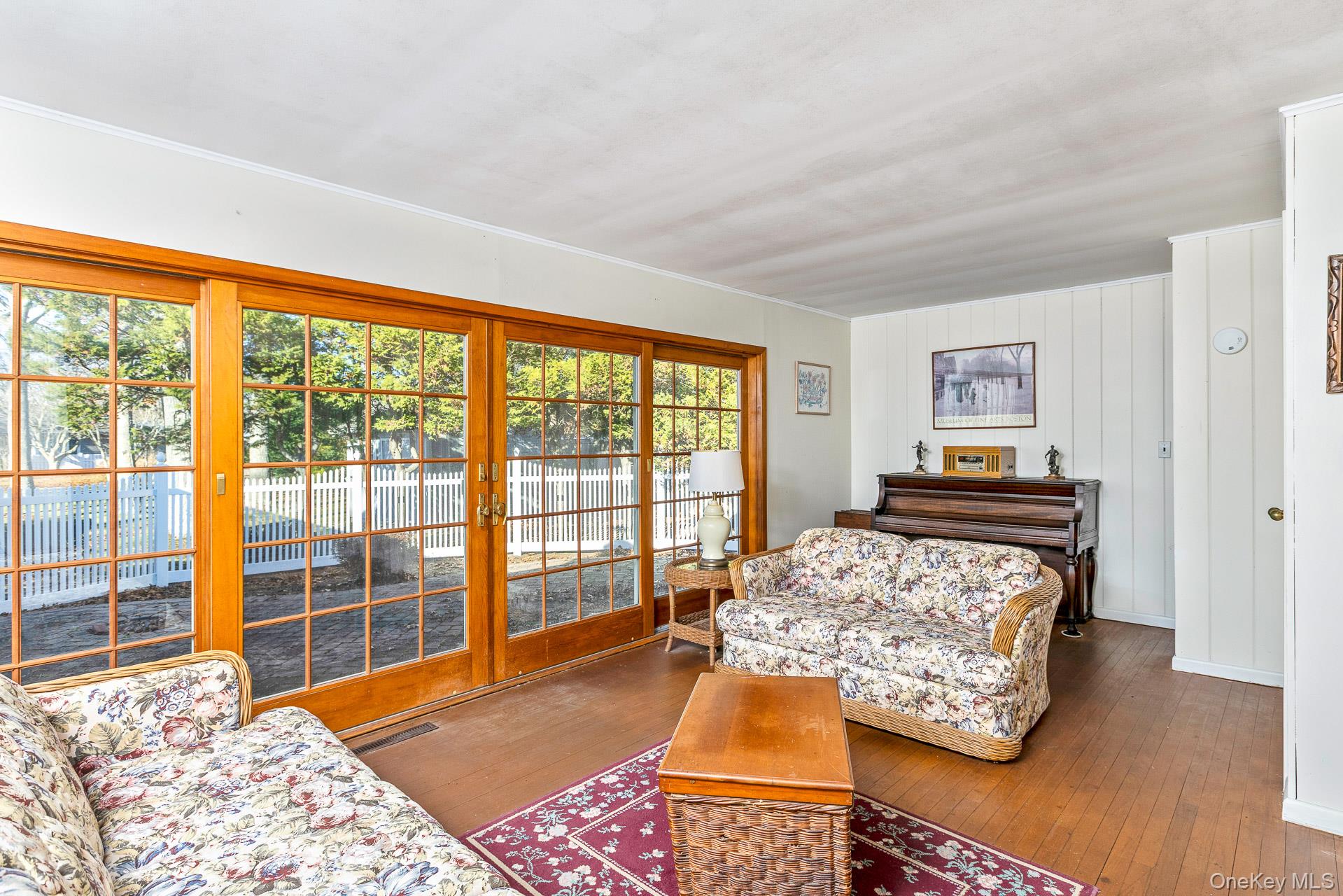 14 Whiting Road, East Quogue, NY 11942