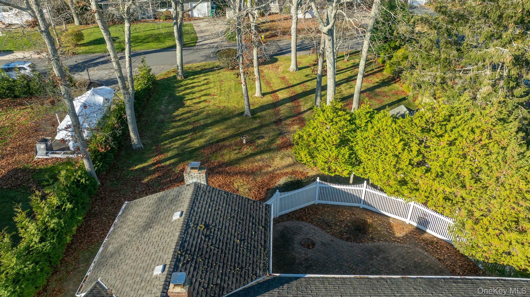 14 Whiting Road, East Quogue, NY 11942