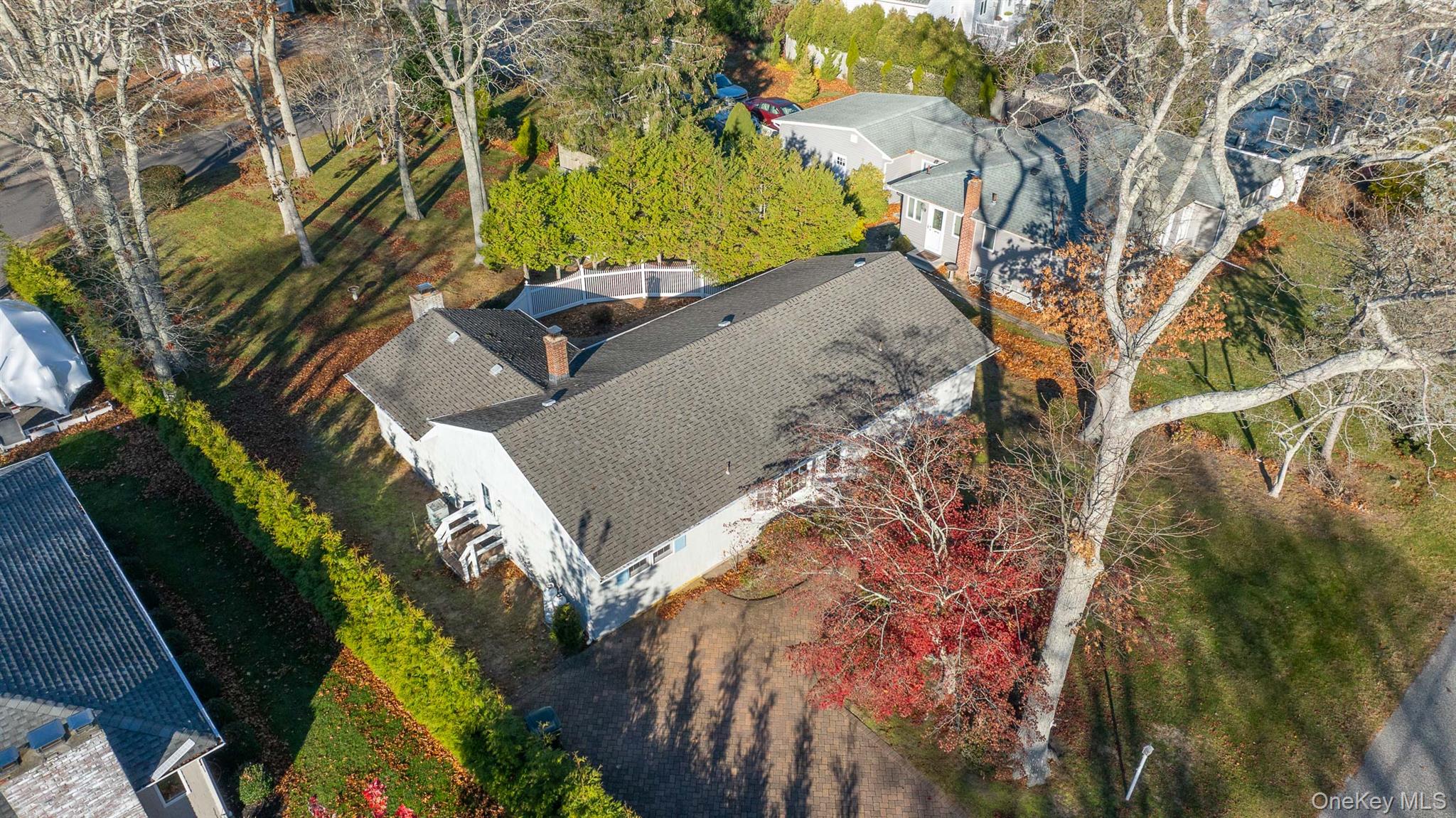 14 Whiting Road, East Quogue, NY 11942