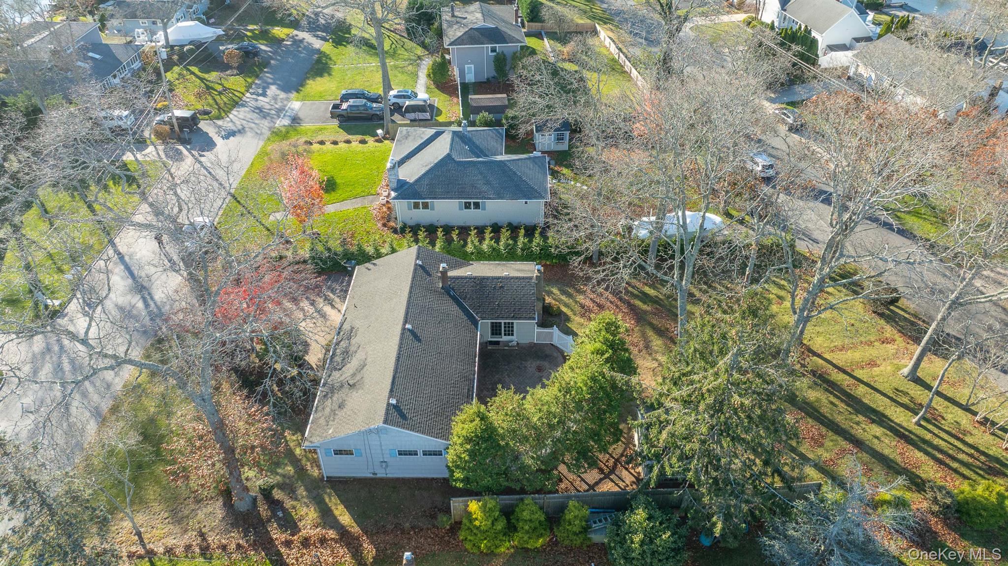 14 Whiting Road, East Quogue, NY 11942