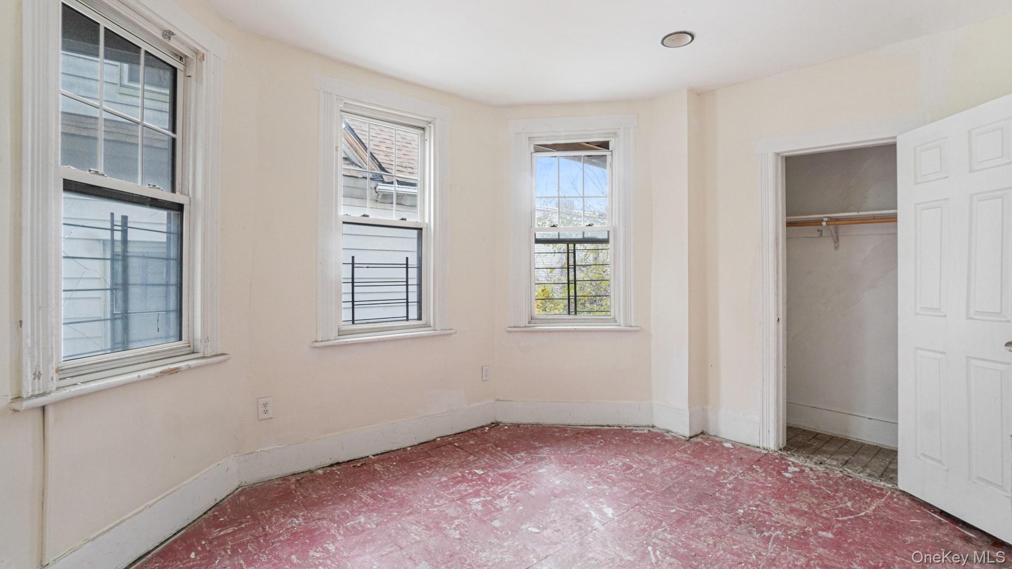 111 S Fulton Avenue, Mount Vernon, NY 10550