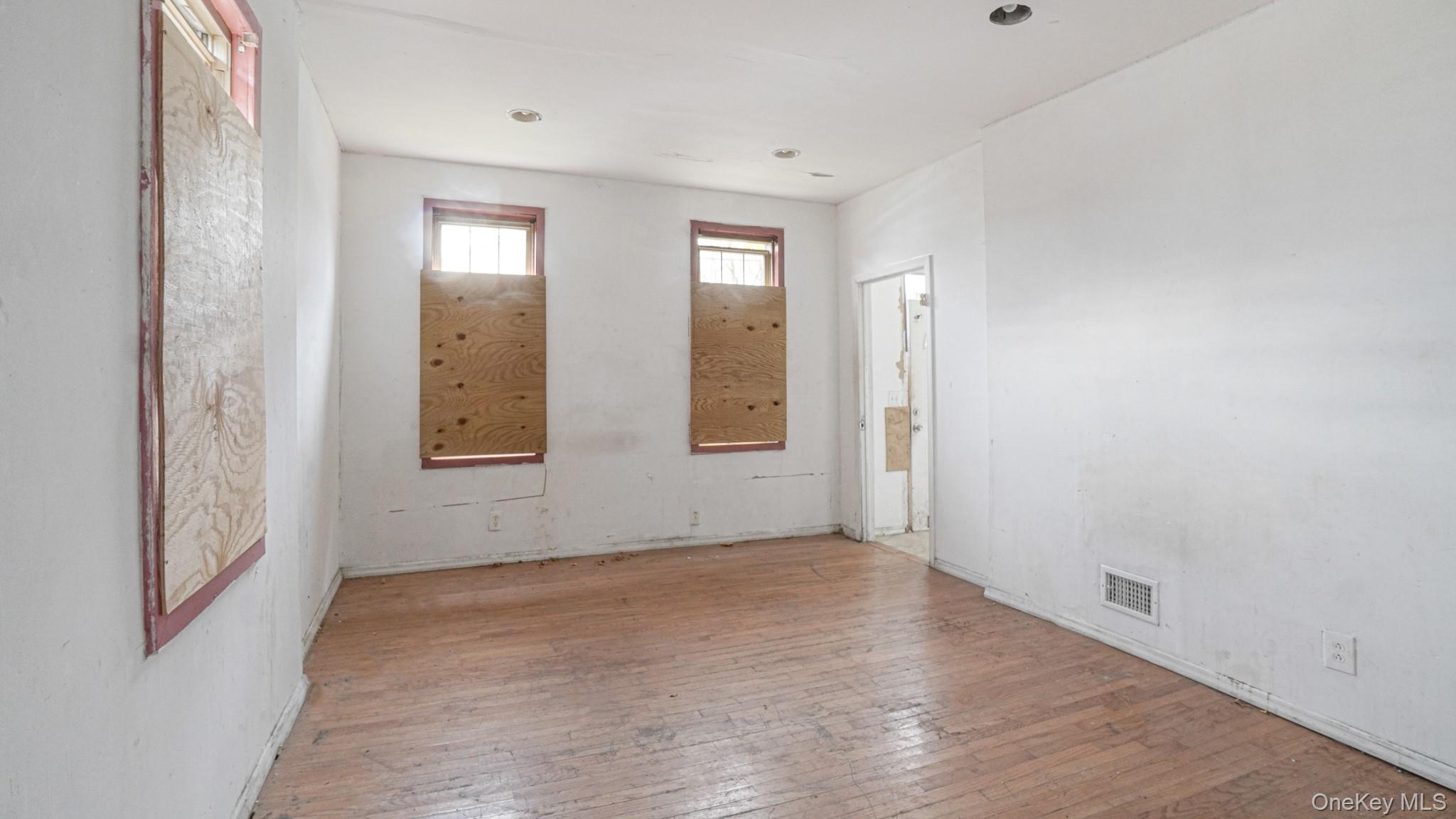 111 S Fulton Avenue, Mount Vernon, NY 10550