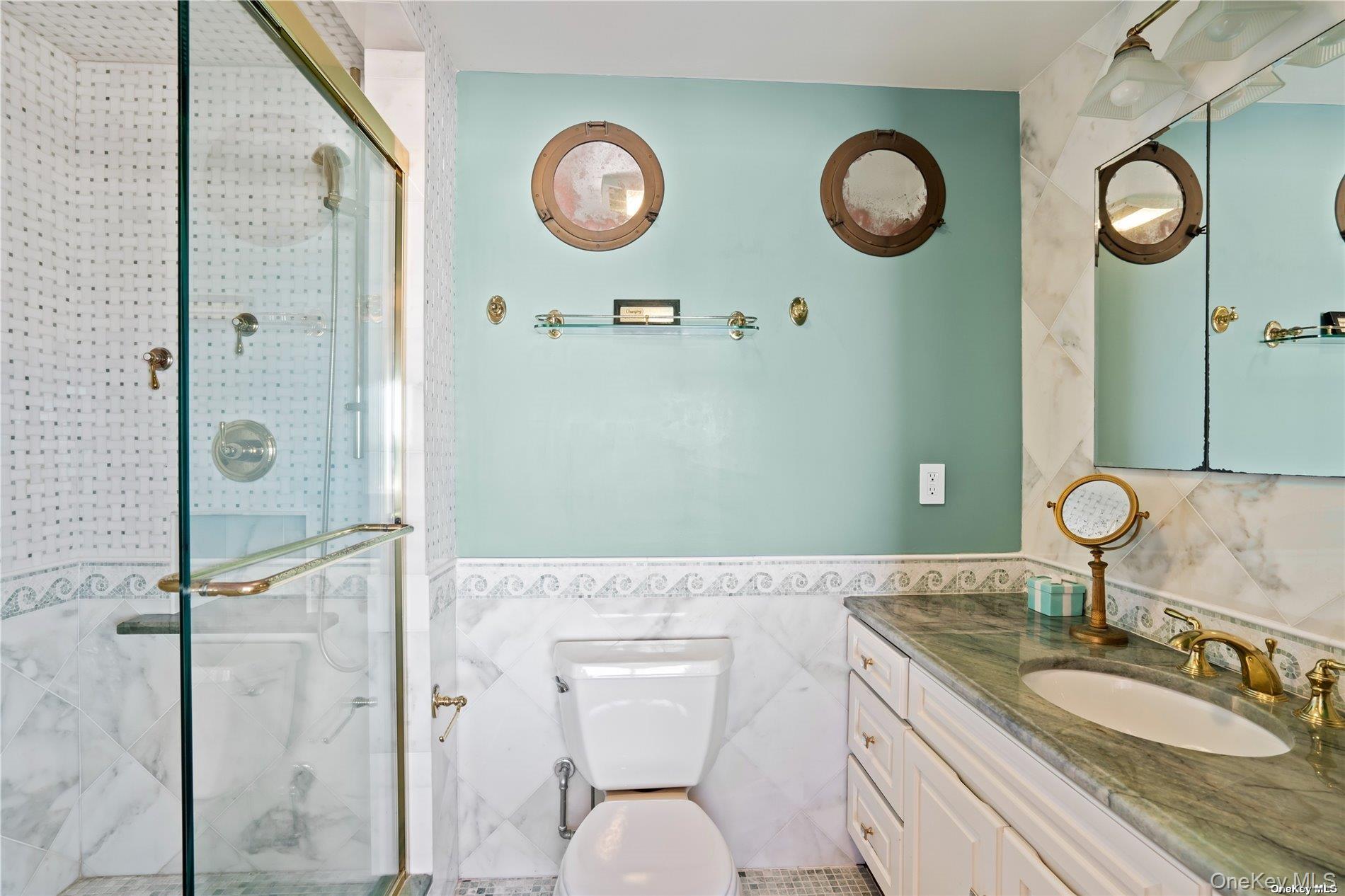 174 Dune Road, Quogue, NY 11959