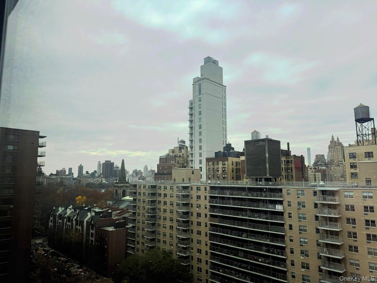 382 Central Park W # 16U, New York (Manhattan), NY 10025