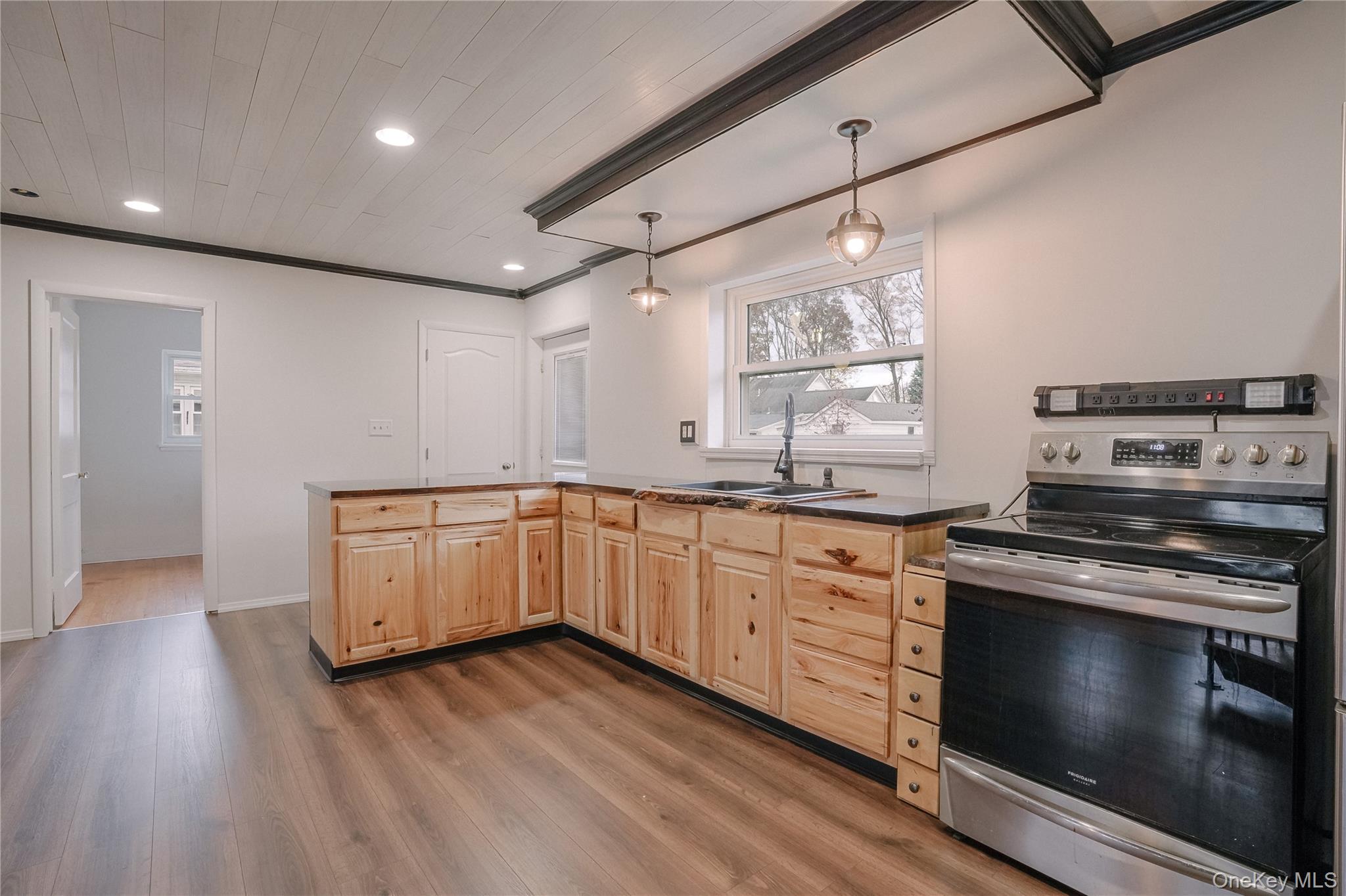 1054 Columbia Street, Kingston, NY 12401