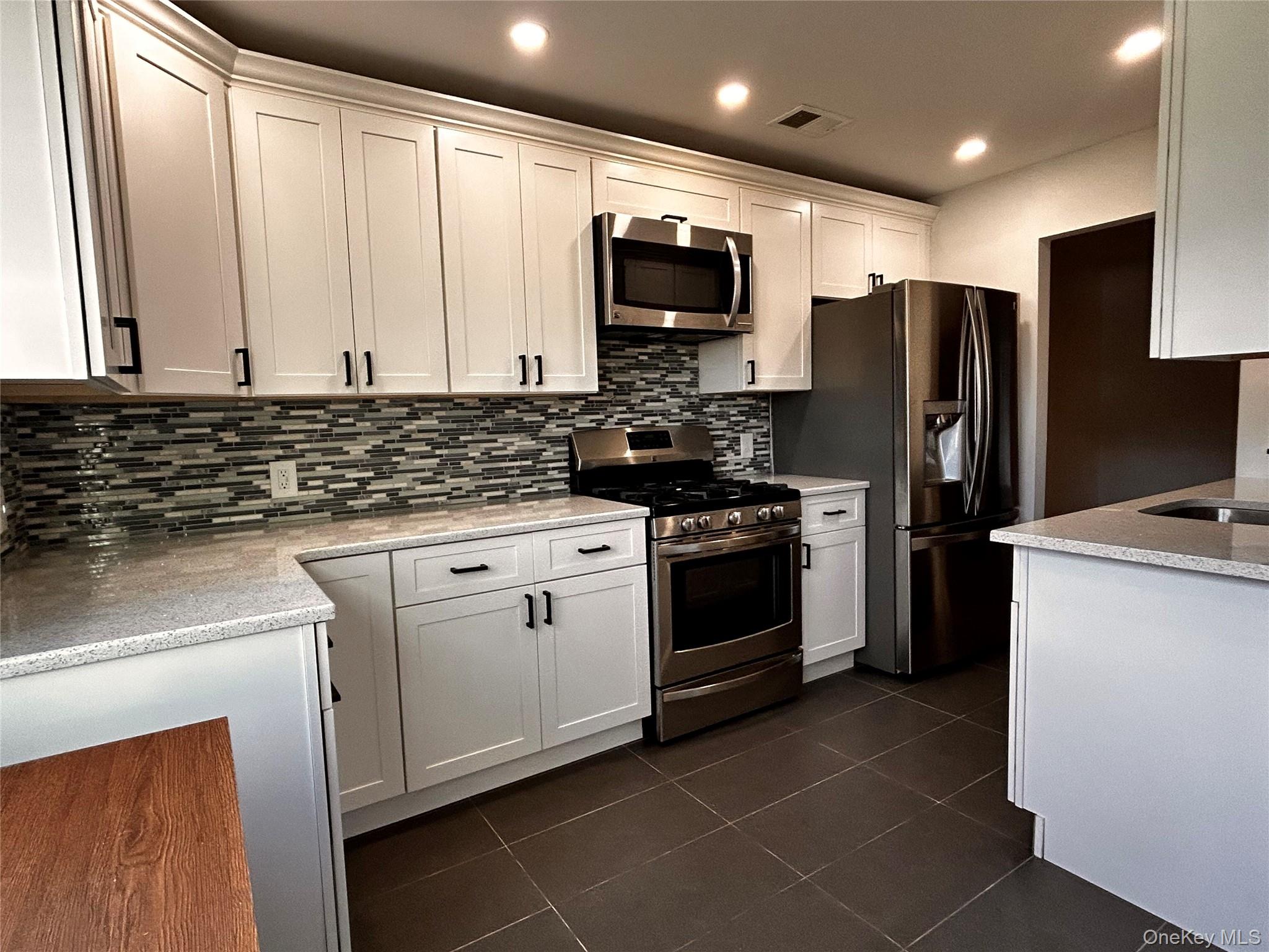 276 Temple Hill Road # 1207, New Windsor, NY 12553