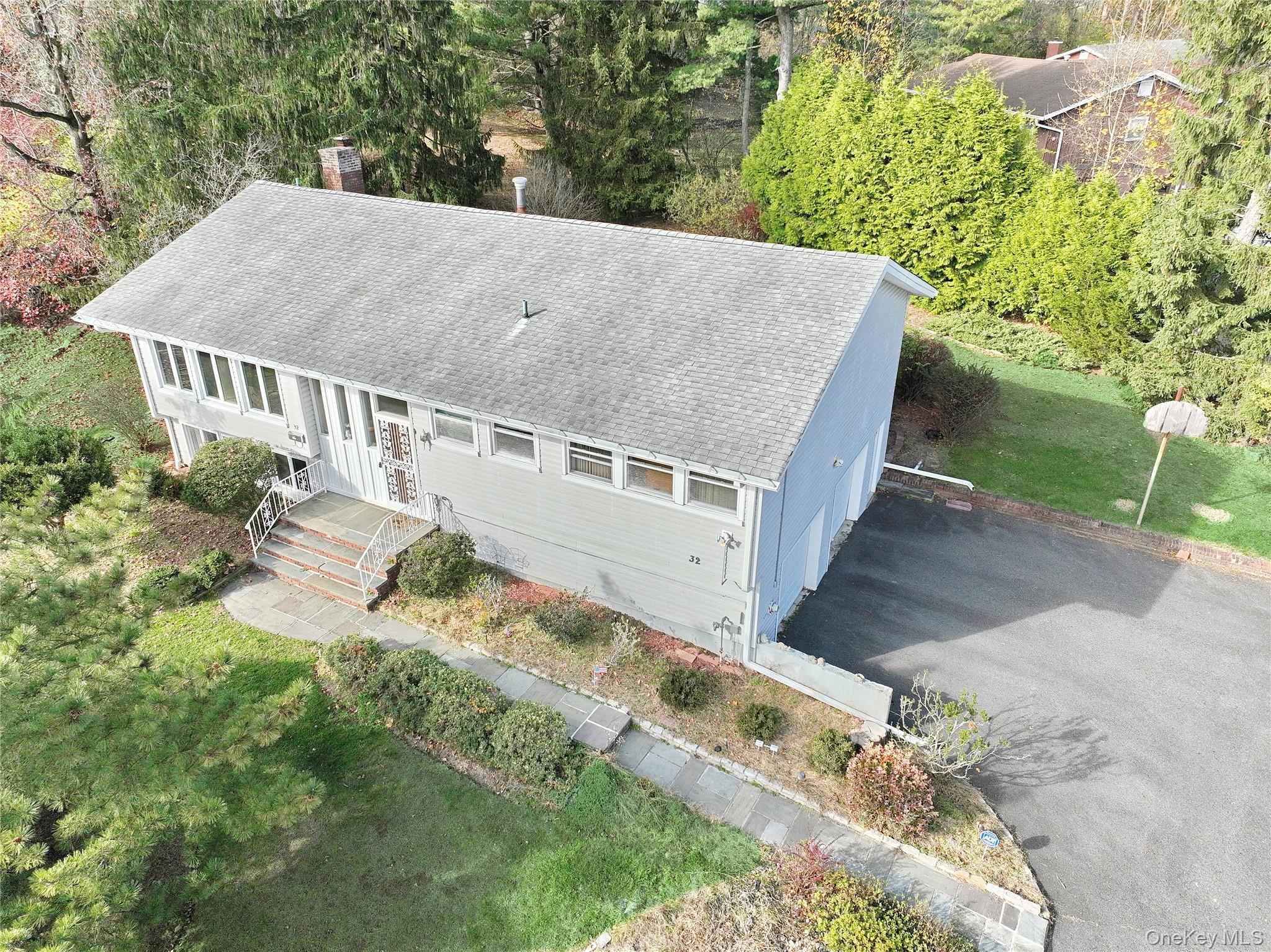 32 Berry Court, Tappan, NY 10983