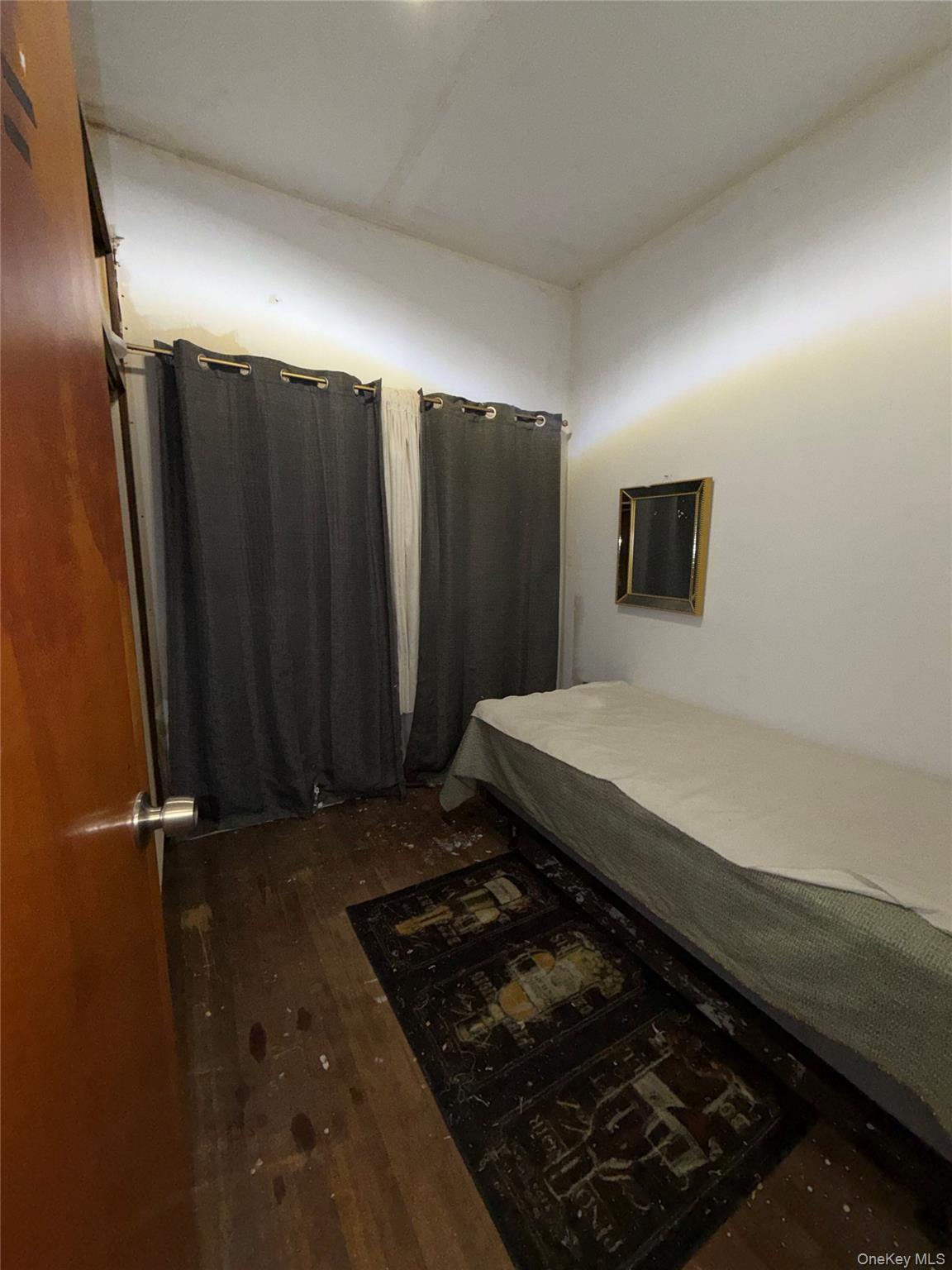 4083 Seton Avenue, Bronx, NY 10466