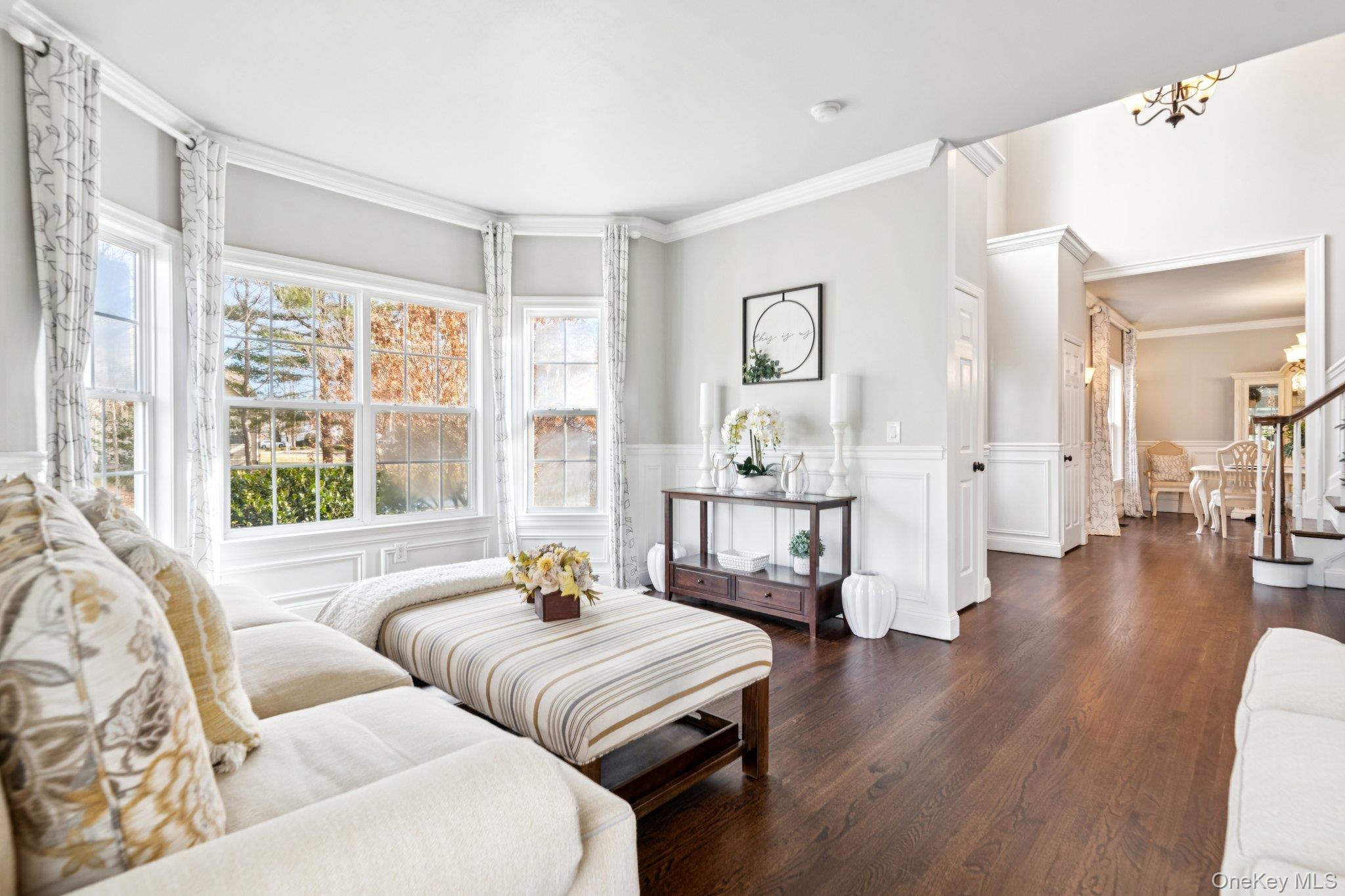 7 Brittany Court, Ridge, NY 11961