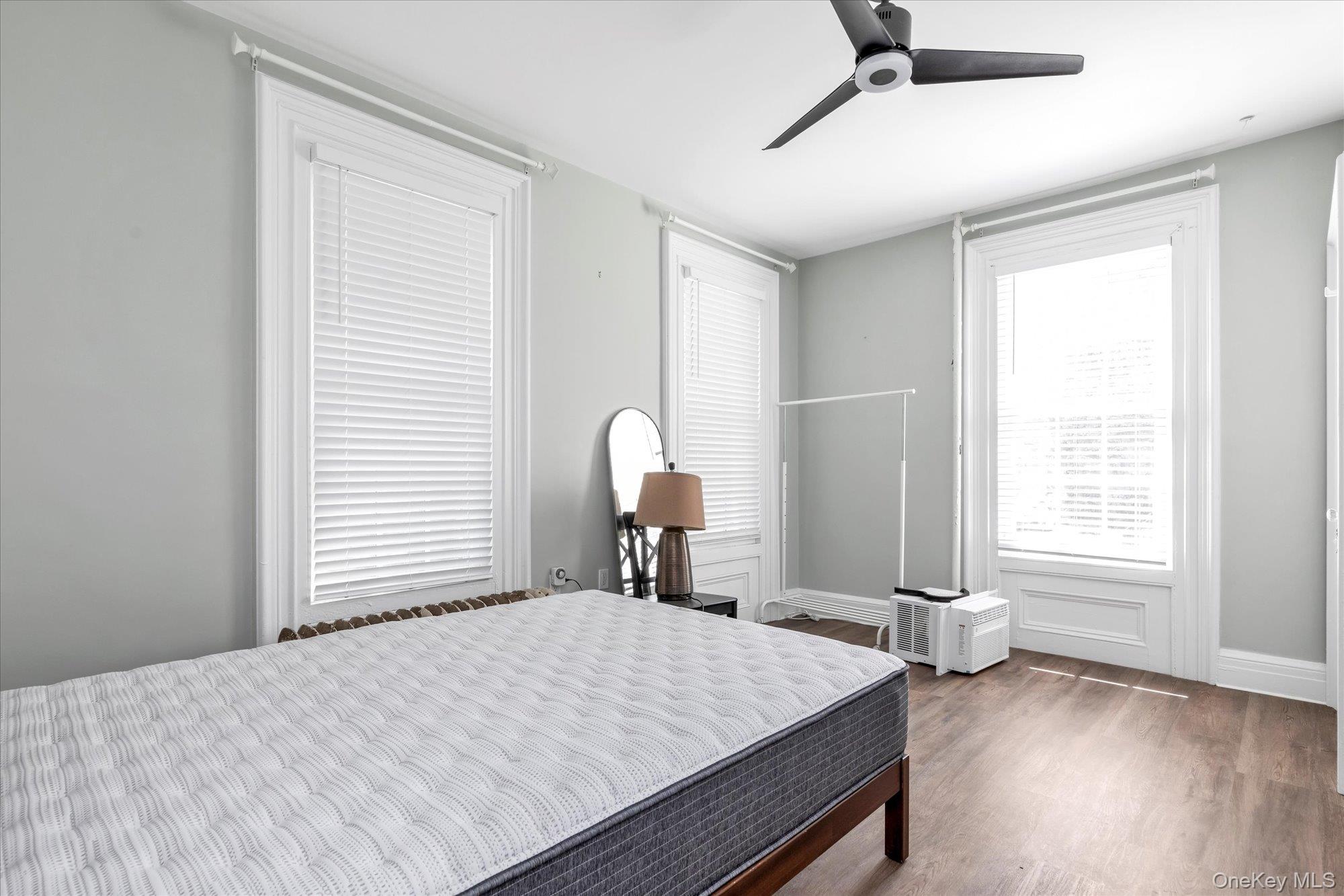 39-26/24 213 Street, Bayside, NY 11361