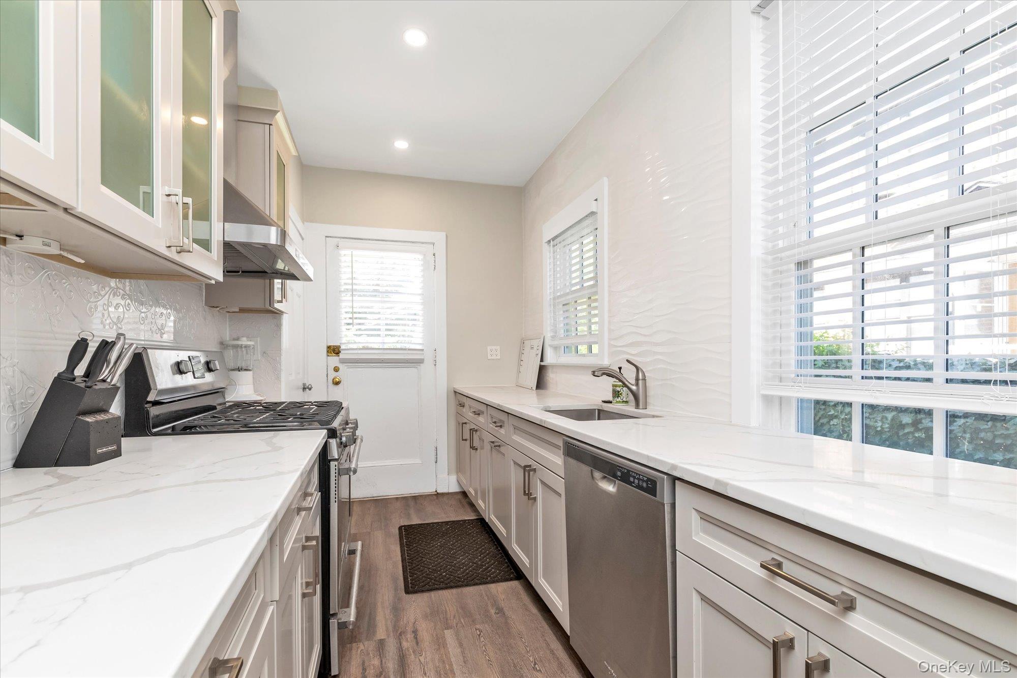 39-26/24 213 Street, Bayside, NY 11361