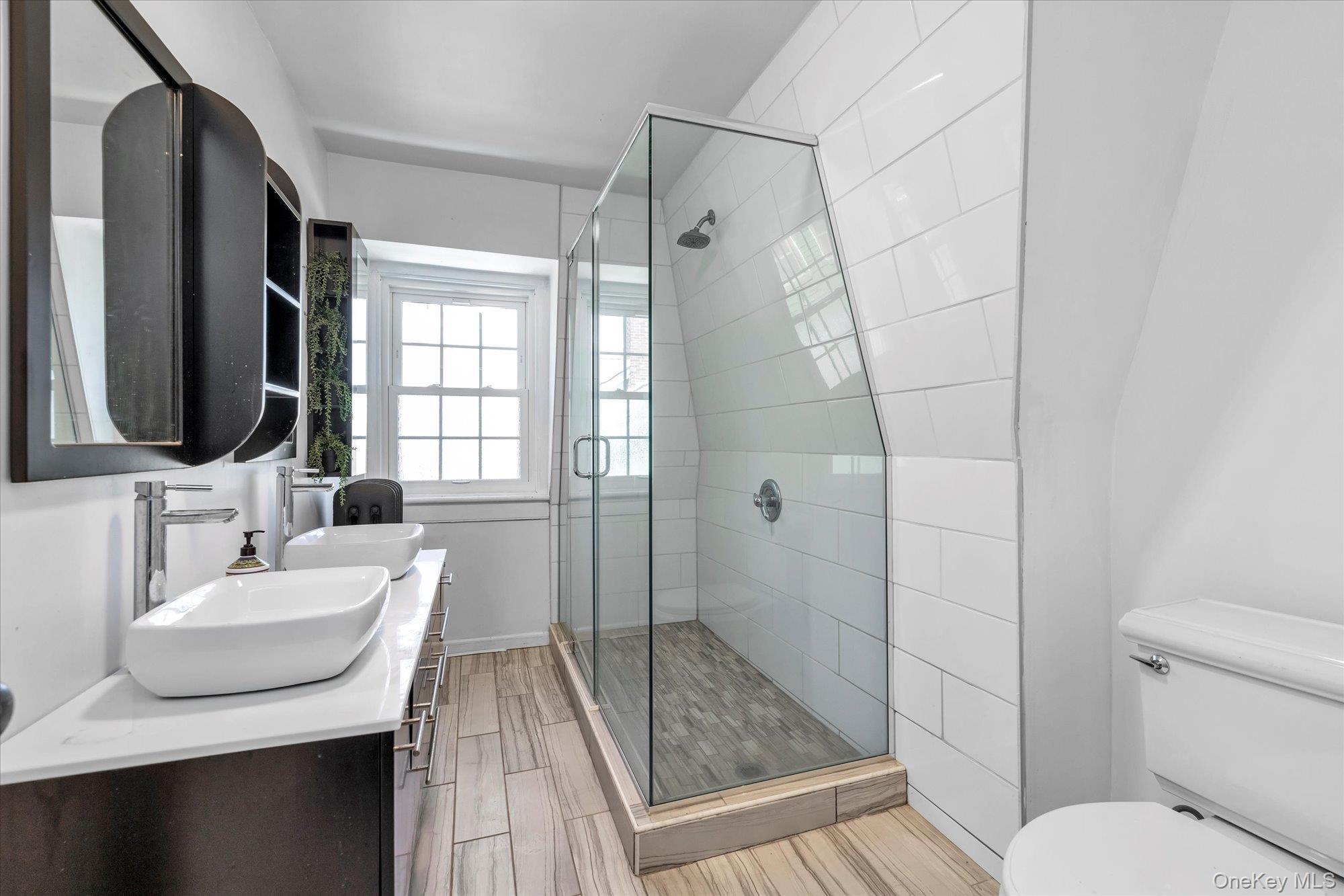 39-26/24 213 Street, Bayside, NY 11361