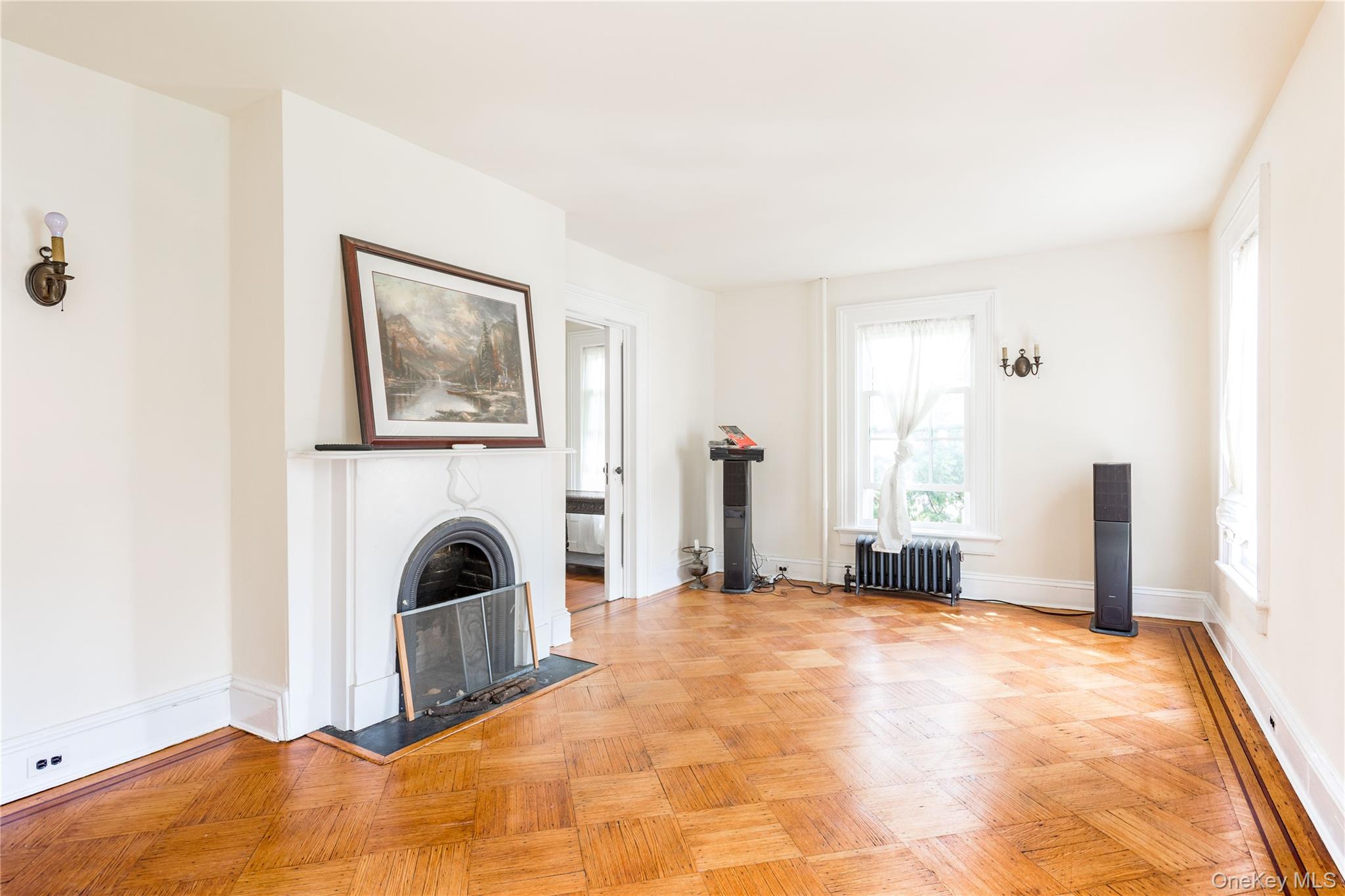 39-26/24 213 Street, Bayside, NY 11361