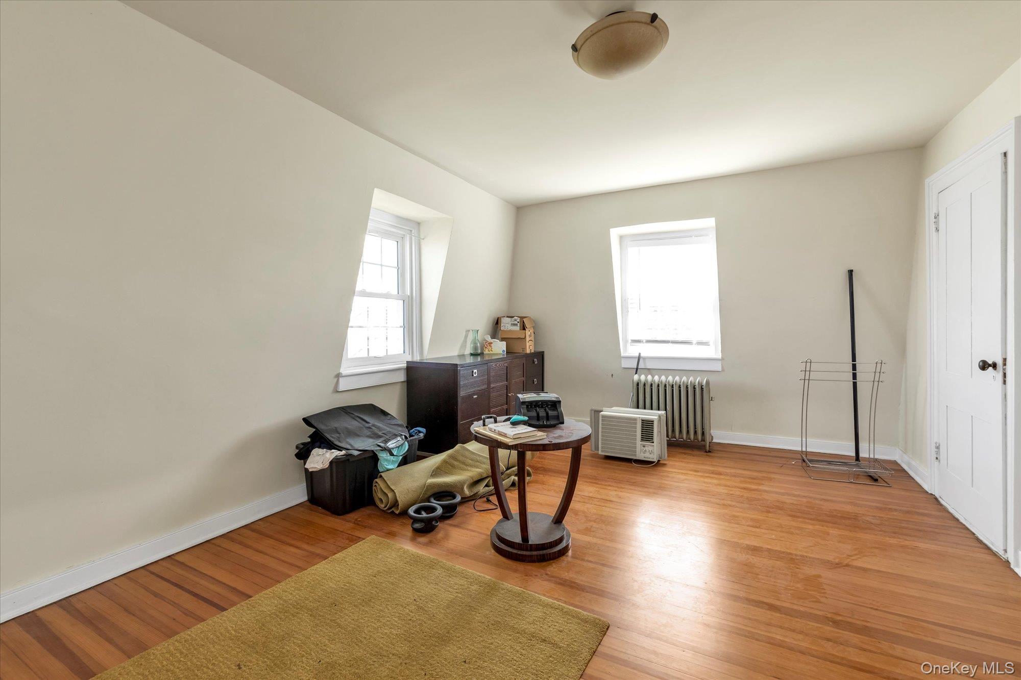 39-26/24 213 Street, Bayside, NY 11361