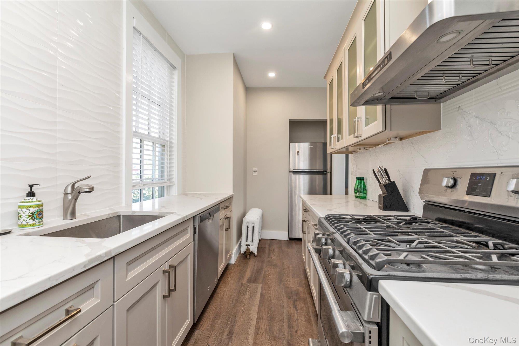 39-26/24 213 Street, Bayside, NY 11361