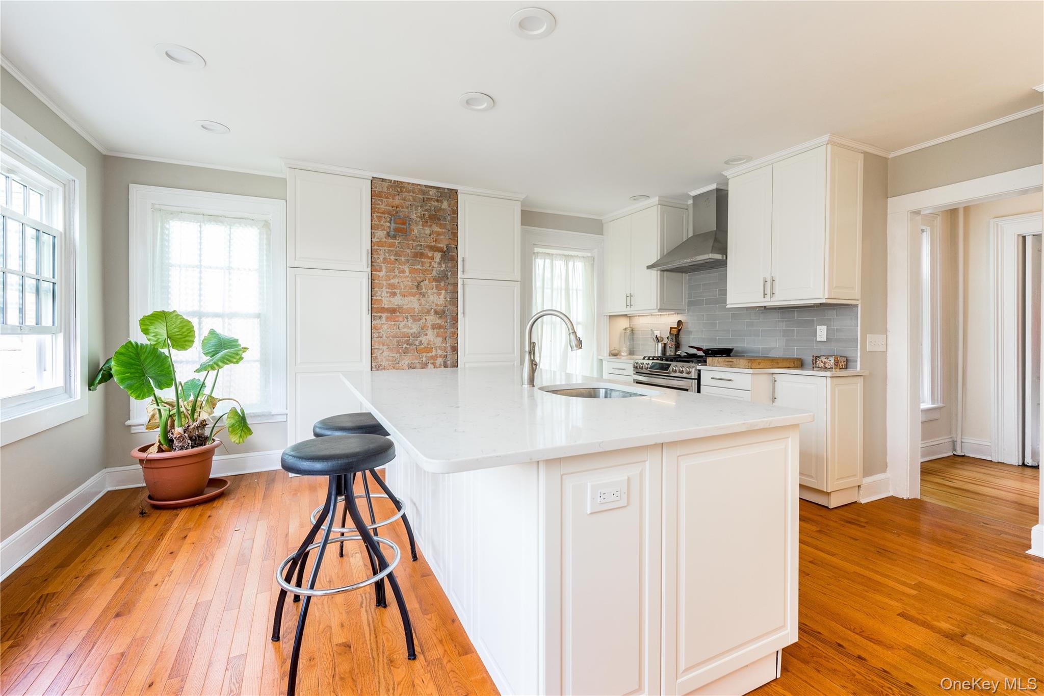 39-26/24 213 Street, Bayside, NY 11361